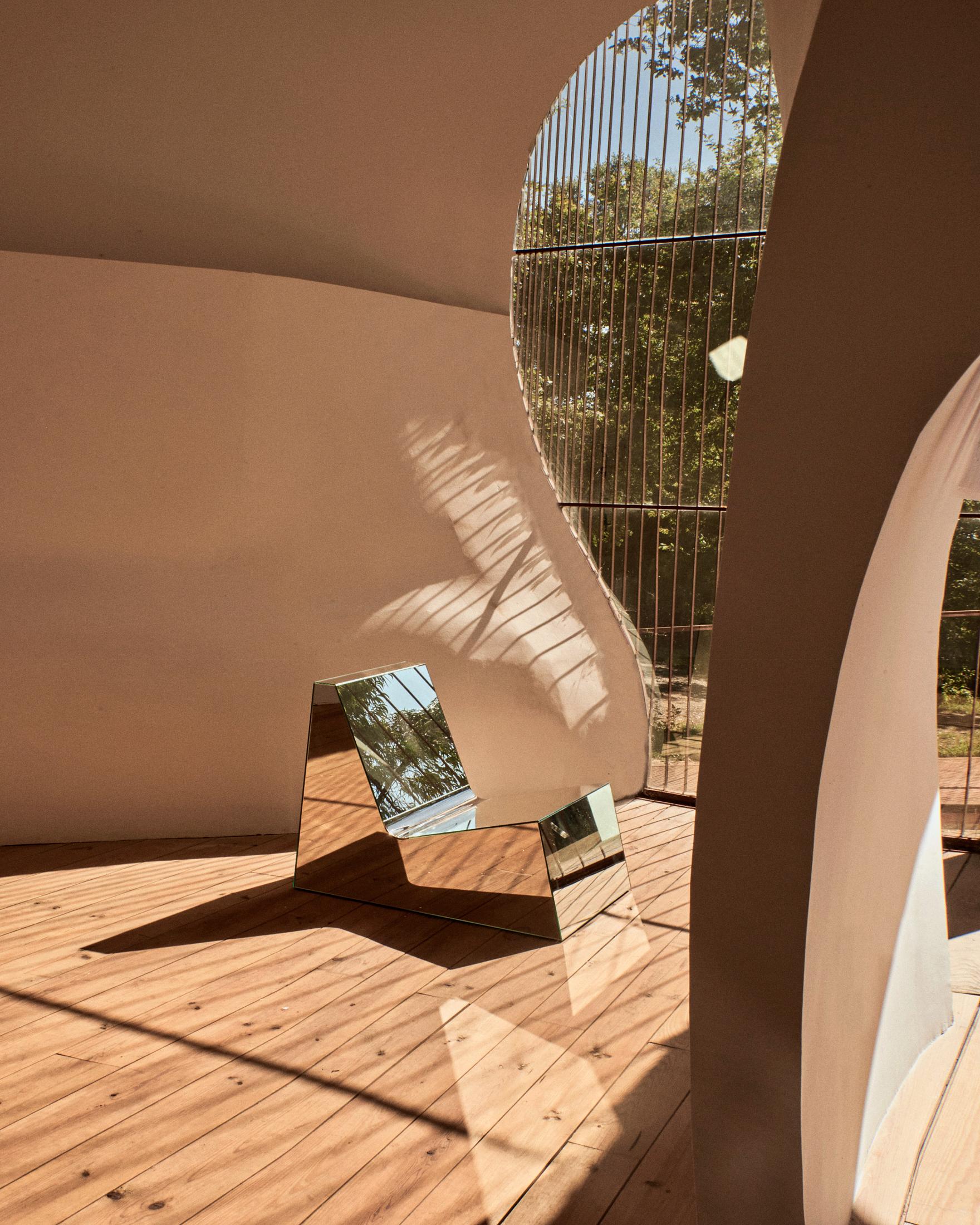 Sillón Mirror Lounge de Project 213A Posmoderno en venta