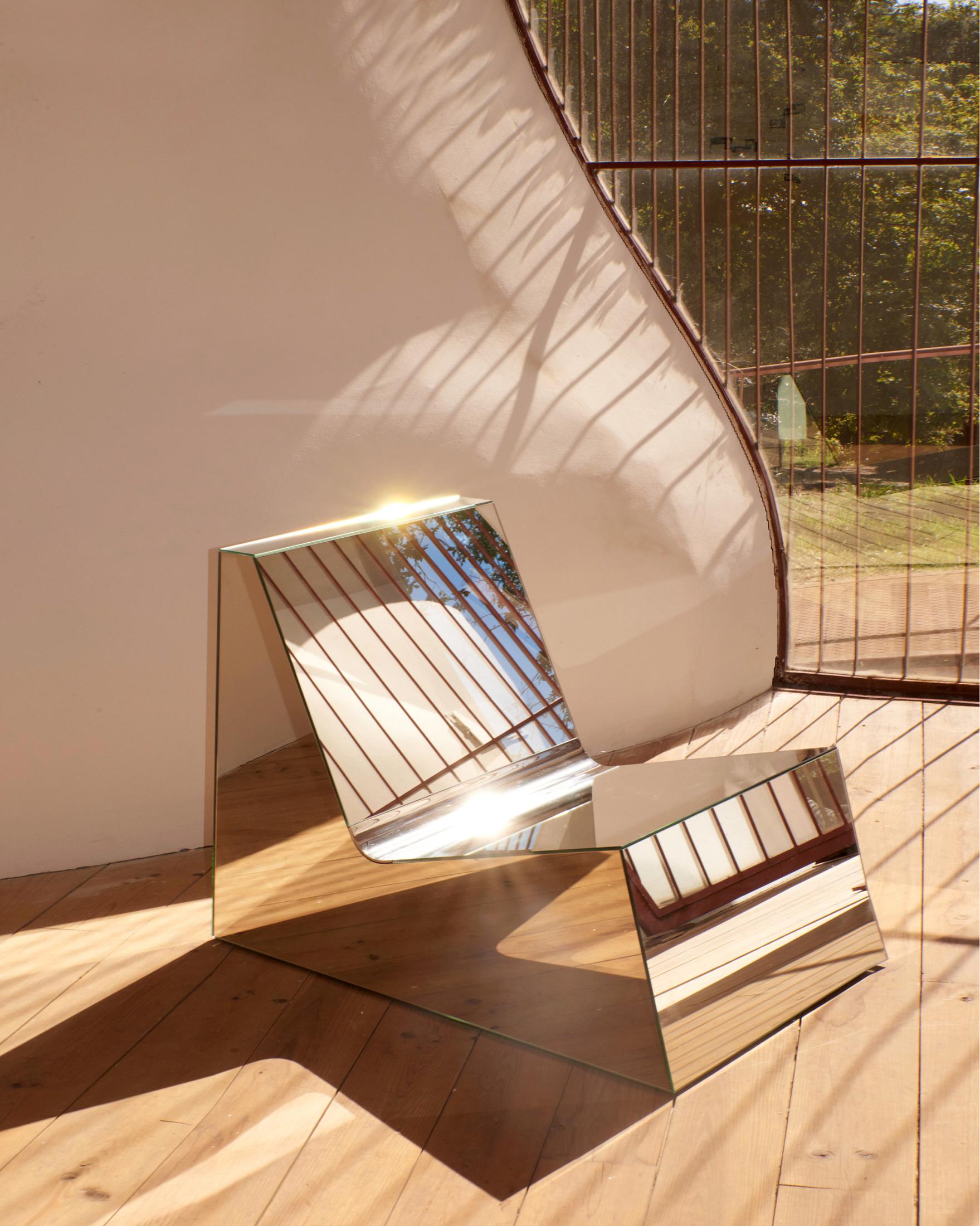 Sillón Mirror Lounge de Project 213A Portugués en venta