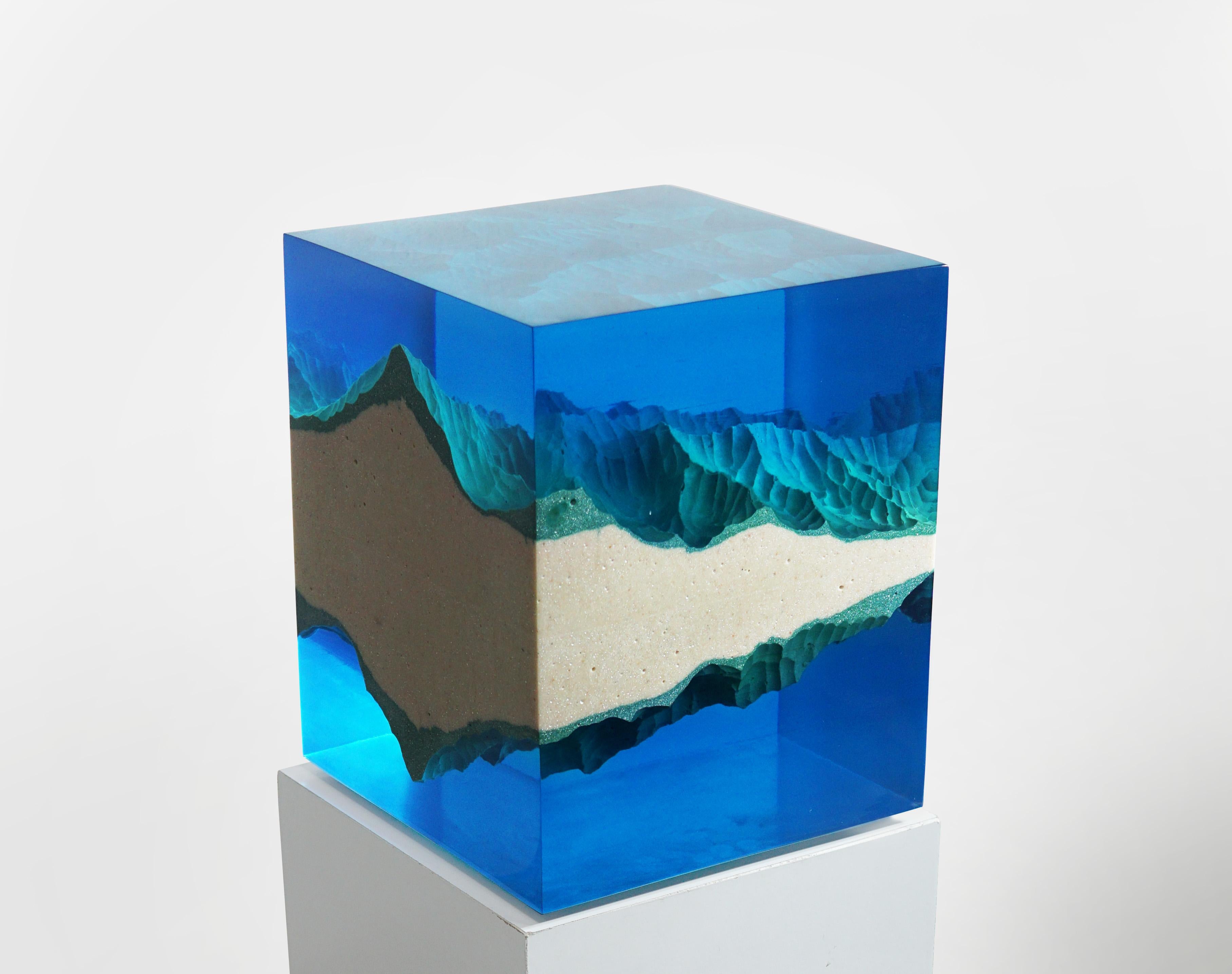 Mirror Mountains Contemporary Sculpture by Eduard Locota Acrylic Glass & Marble For Sale 2