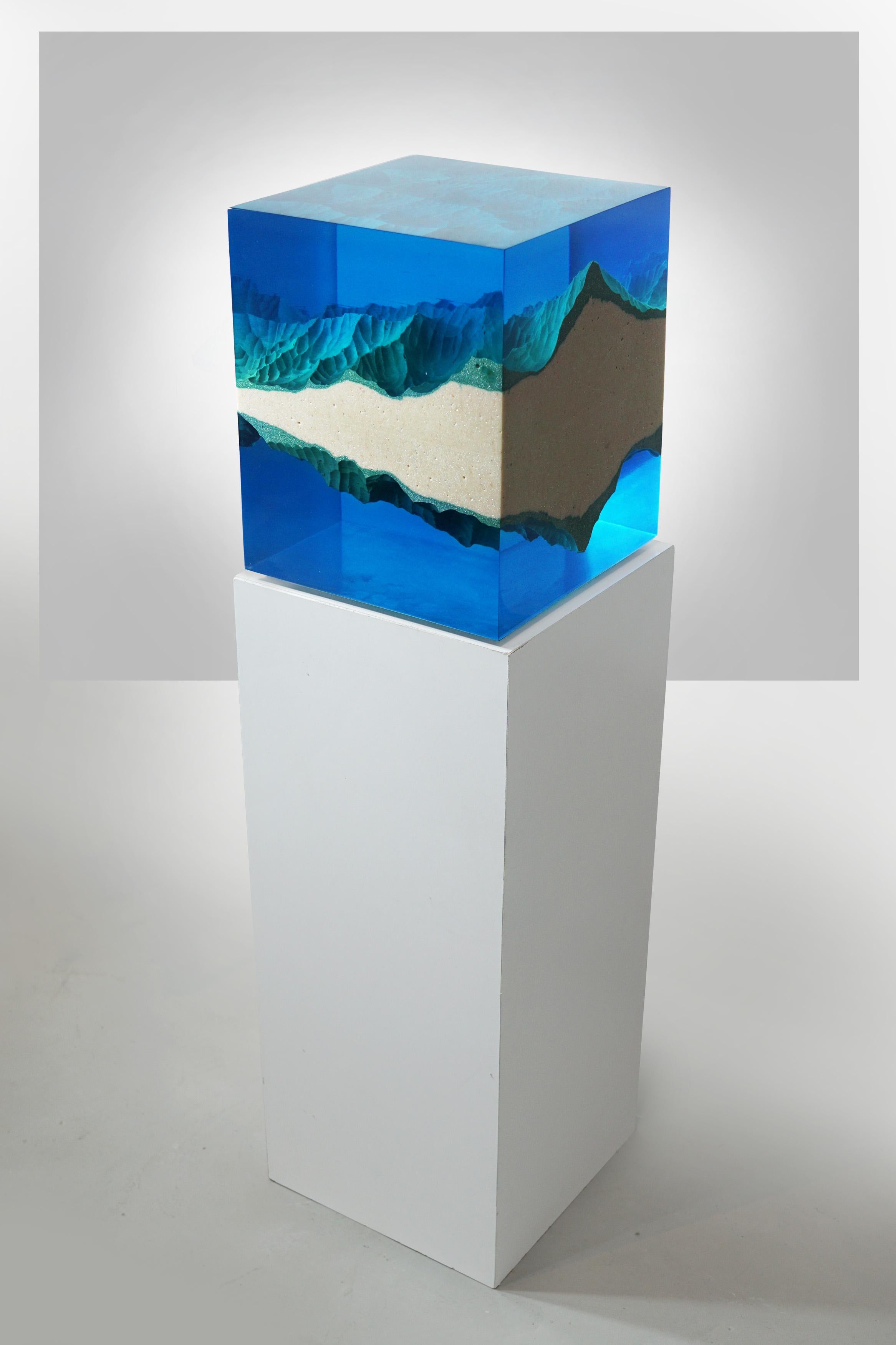 Mirror Mountains Contemporary Sculpture by Eduard Locota Acrylic Glass & Marble For Sale 4