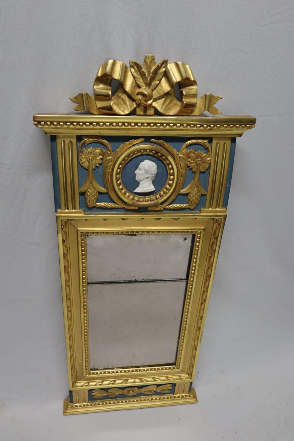 Gold Leaf Mirror of Late Gustavian Stockholm Work, with Stockholm Hallmark, 18th Century For Sale