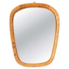 Mirror Oval in rattan frame France 1950