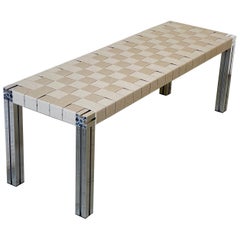 Spiegel-Spiegel aus poliertem Aluminium mit Flax Webbing-Sitzmöbeln