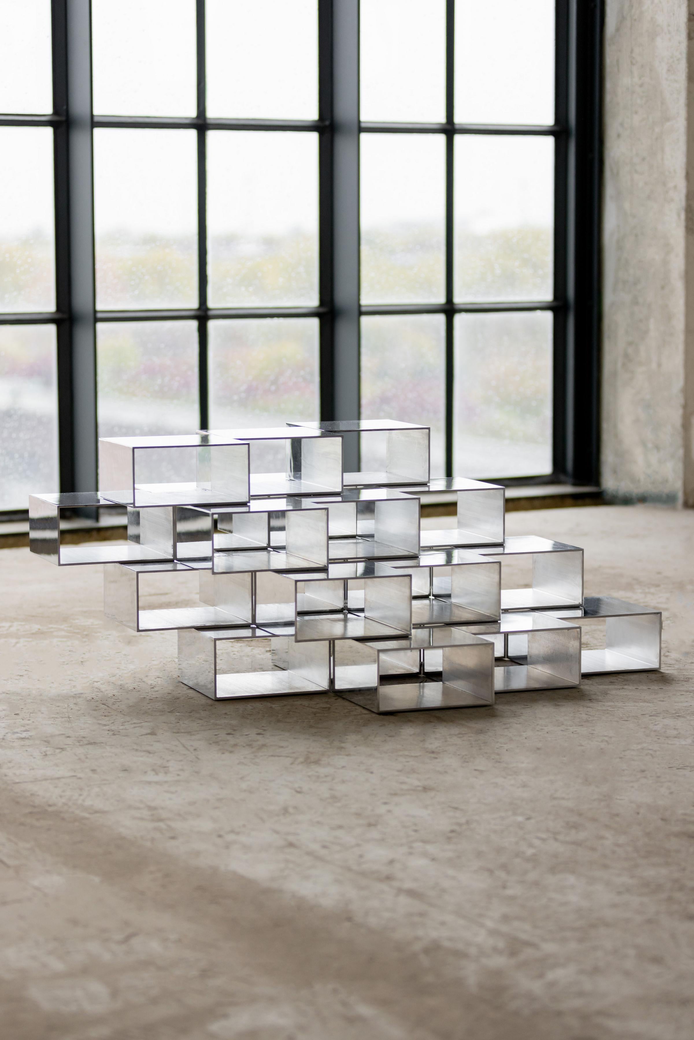 Mirror-Polished Metal Cubist stepped TERMS Coffee Table In New Condition For Sale In ROTTERDAM, ZH