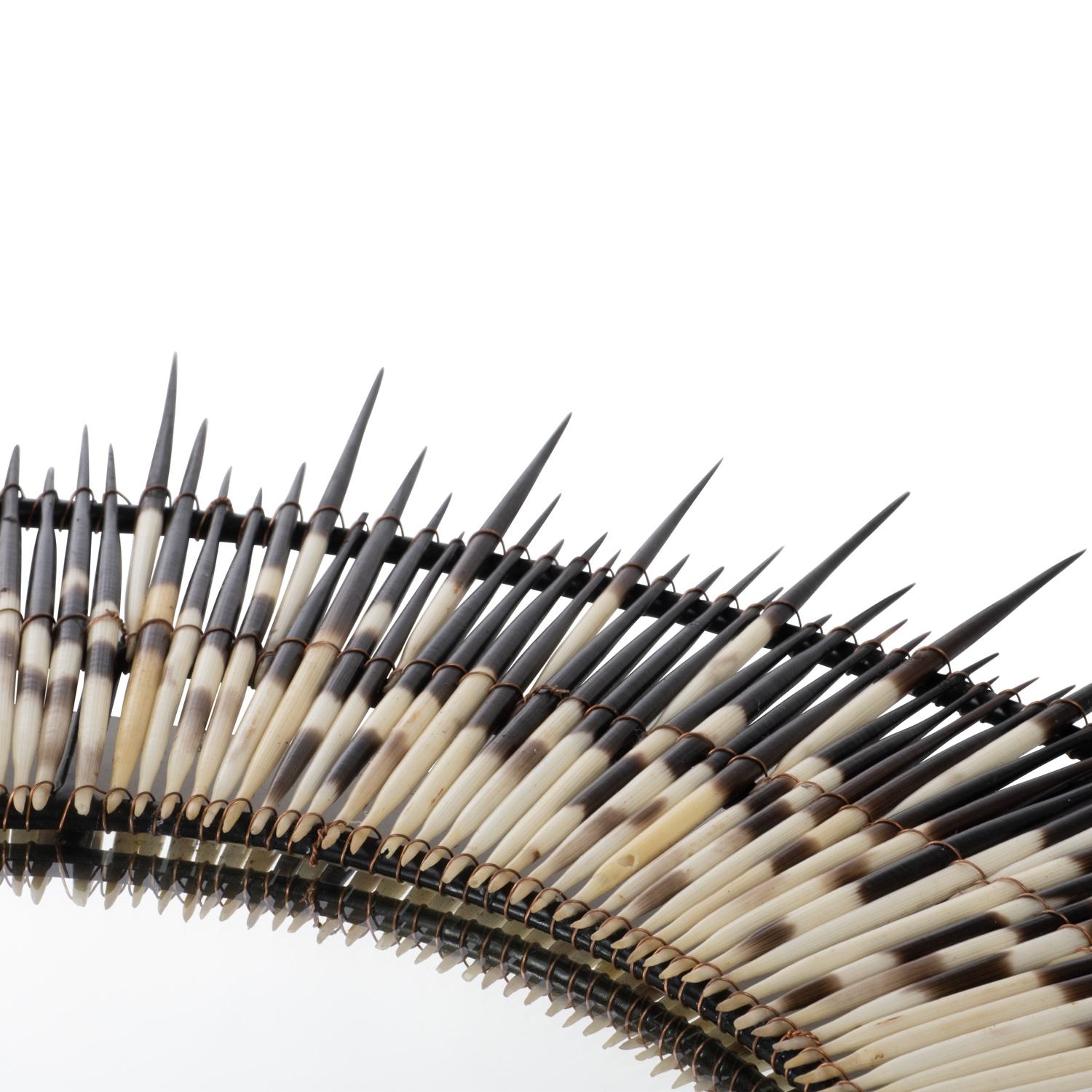 Mirror-Round Small Porcupine Quill In New Condition For Sale In New York, NY