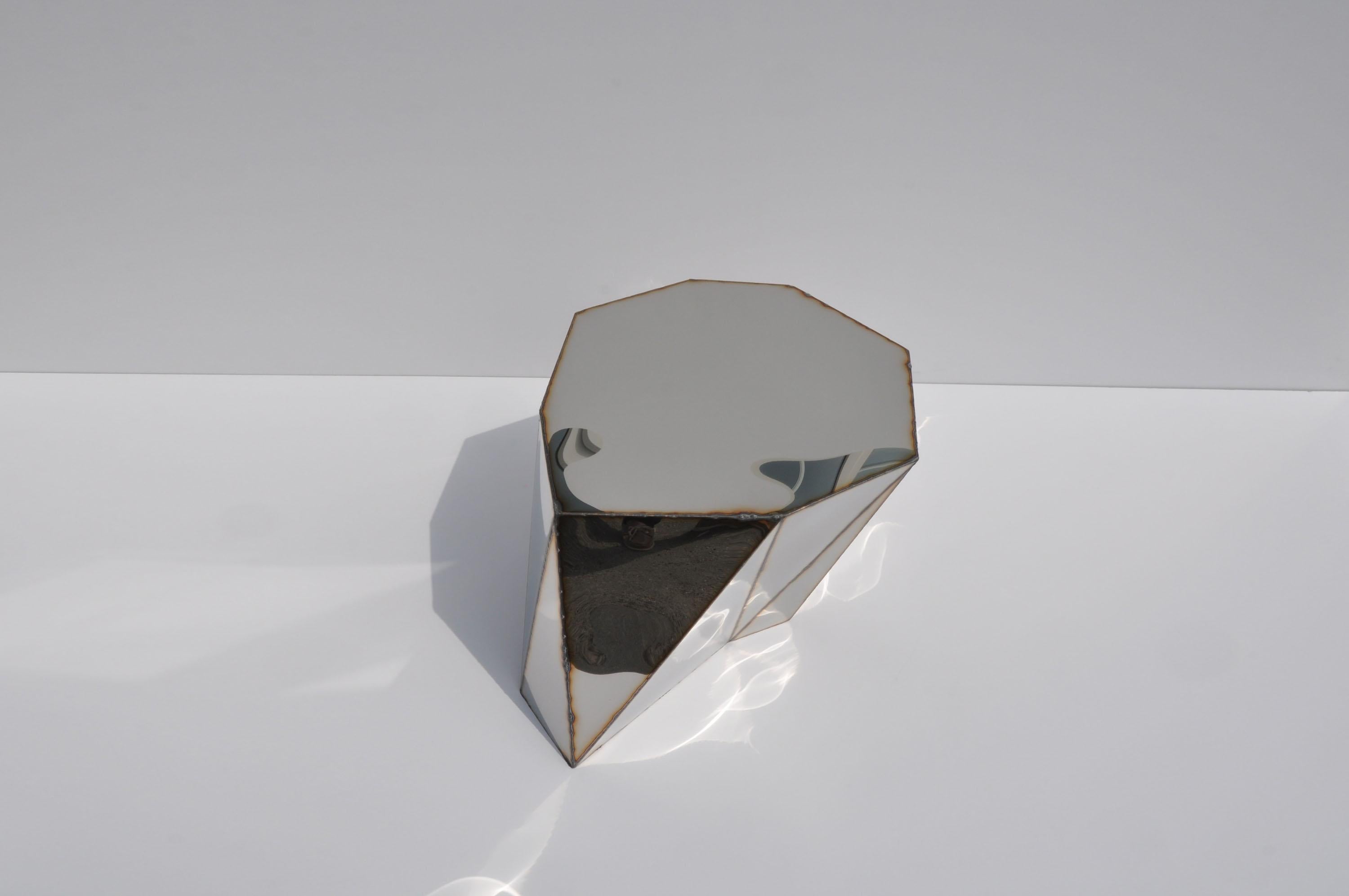 Mesa Mirror de acero inoxidable soldado pulido espejo de Julian Mayor en venta 1