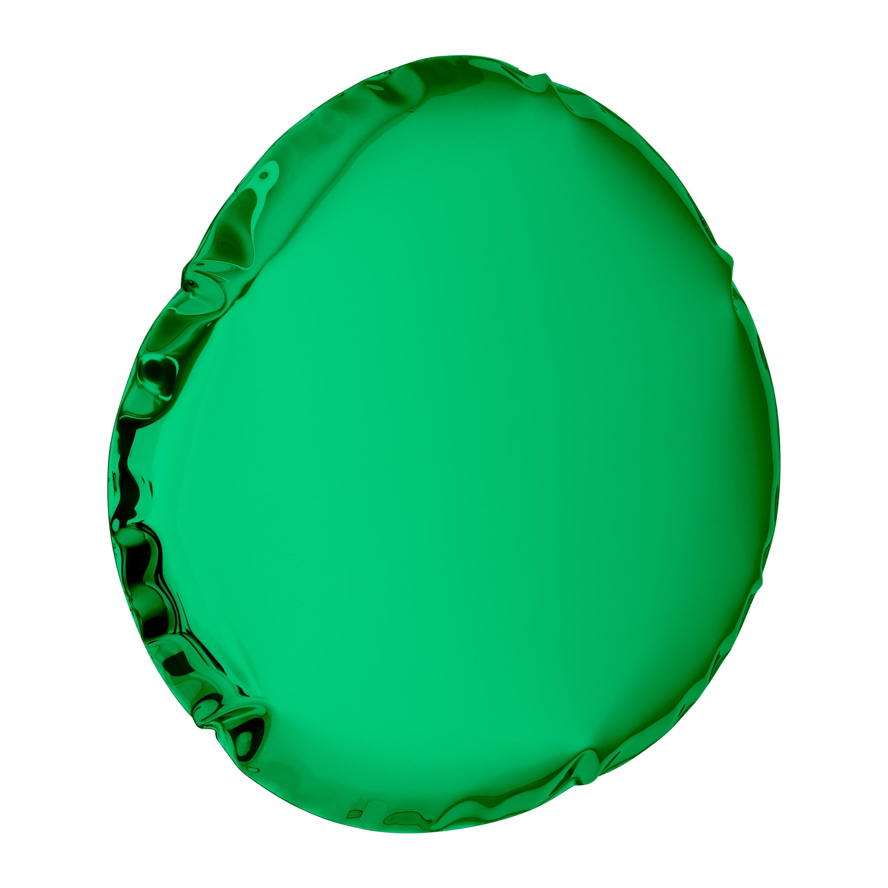 Miroir Tafla O6 Emerald, en acier inoxydable poli par Zieta