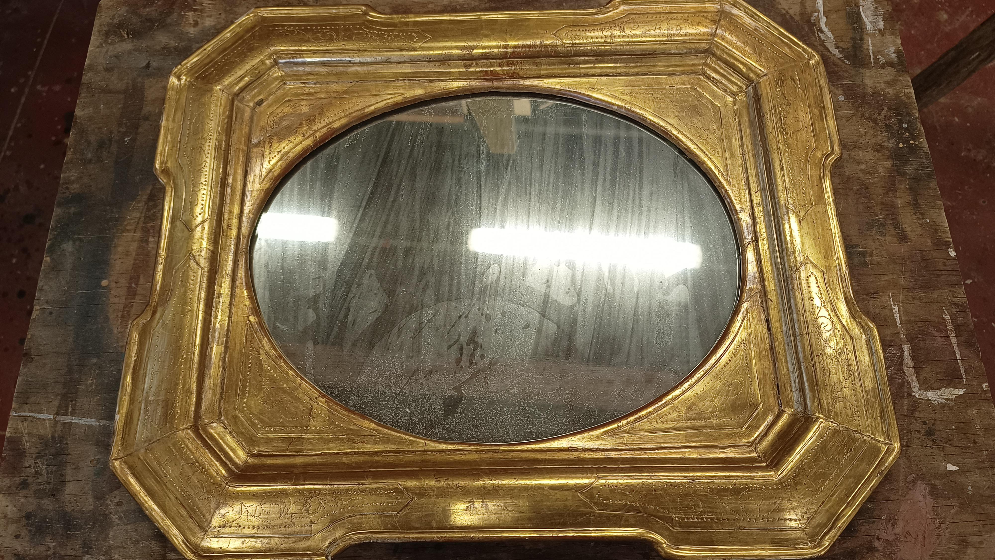 Mirror tray gilded with gold leaf, early 19th , Italy For Sale 1