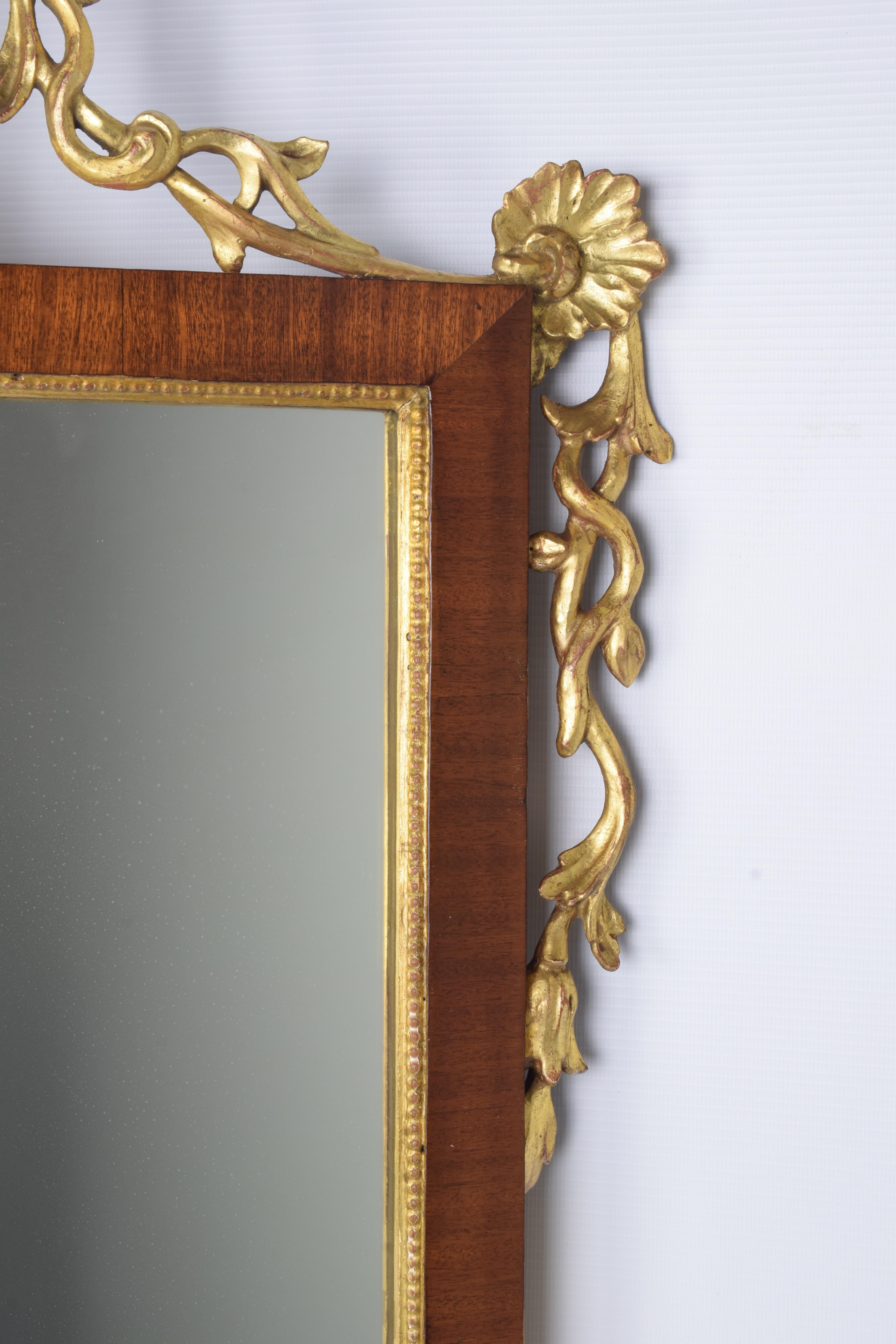 Italian Mirror Veneered in Mahogany with Decorations in Pure Gold Gilded Wood Early '900 For Sale