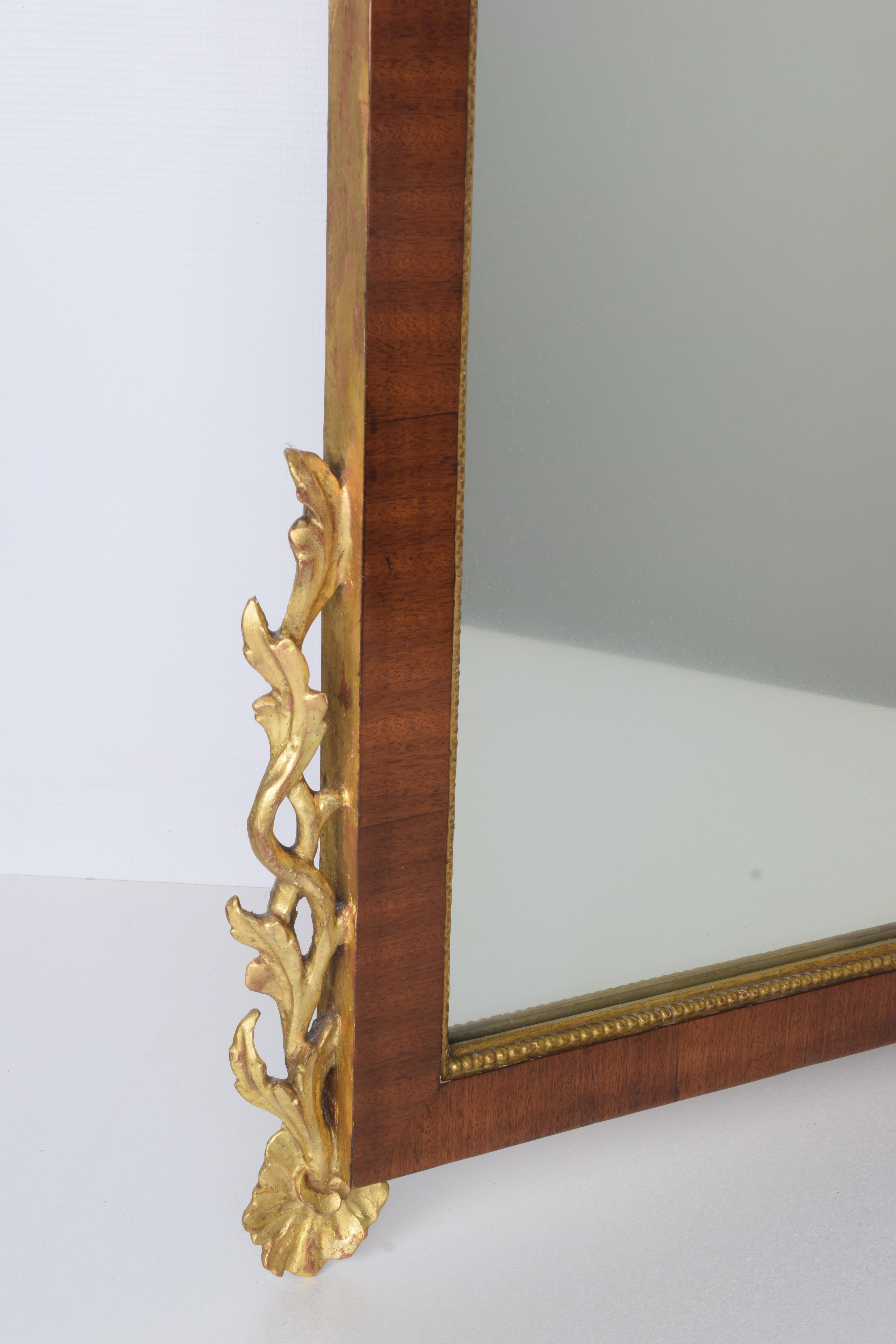 20th Century Mirror Veneered in Mahogany with Decorations in Pure Gold Gilded Wood Early '900 For Sale