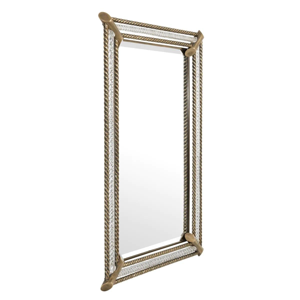 Moderne Mirror, Vintage Brass Finish and Handmade Clear Glass. en vente