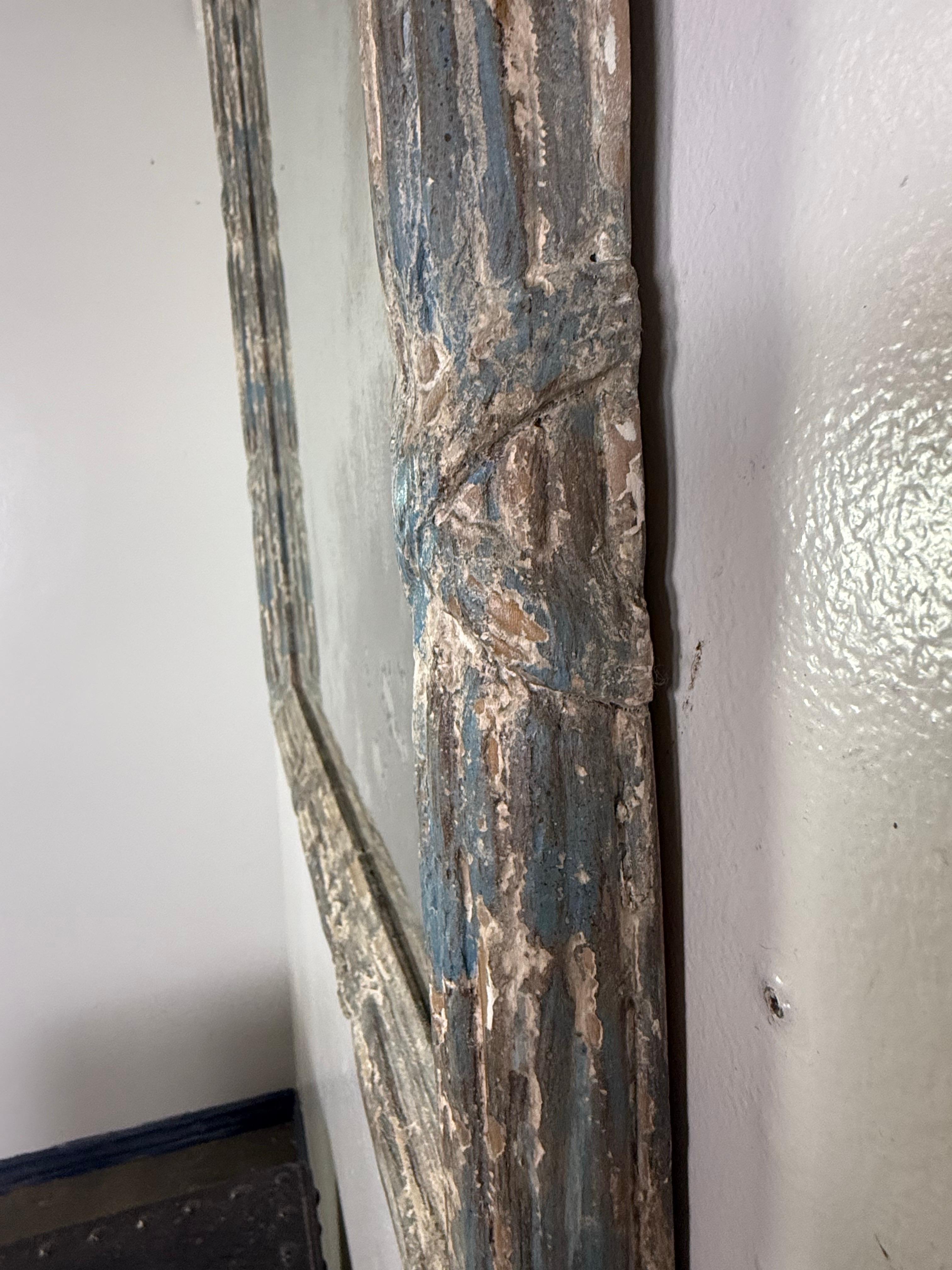 Espejo con marco pintado envejecido, principios del siglo XX Madera en venta