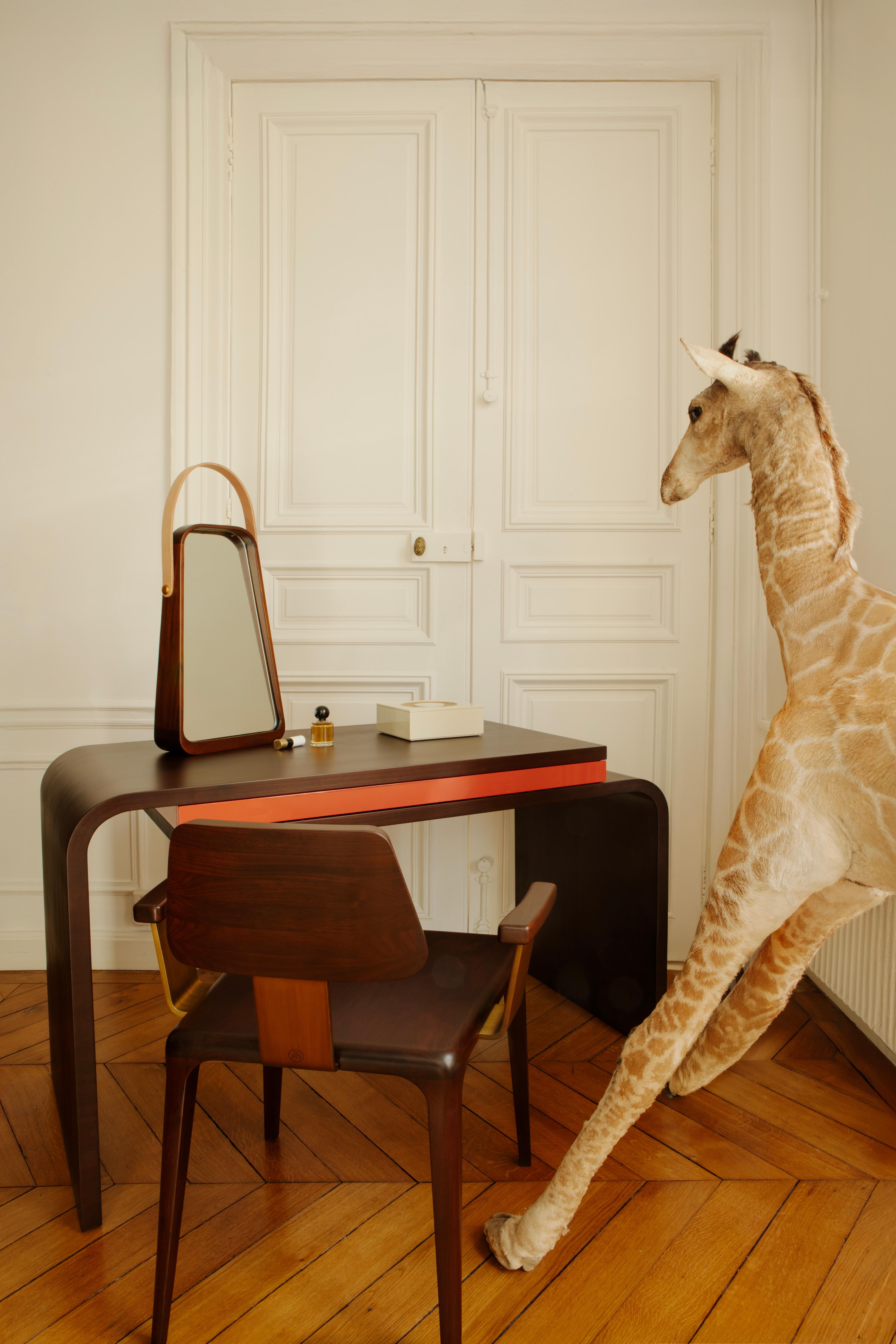 Specchio ZAZIE di Reda Amalou DESIGN - Legno di teak e pelle in vendita 2