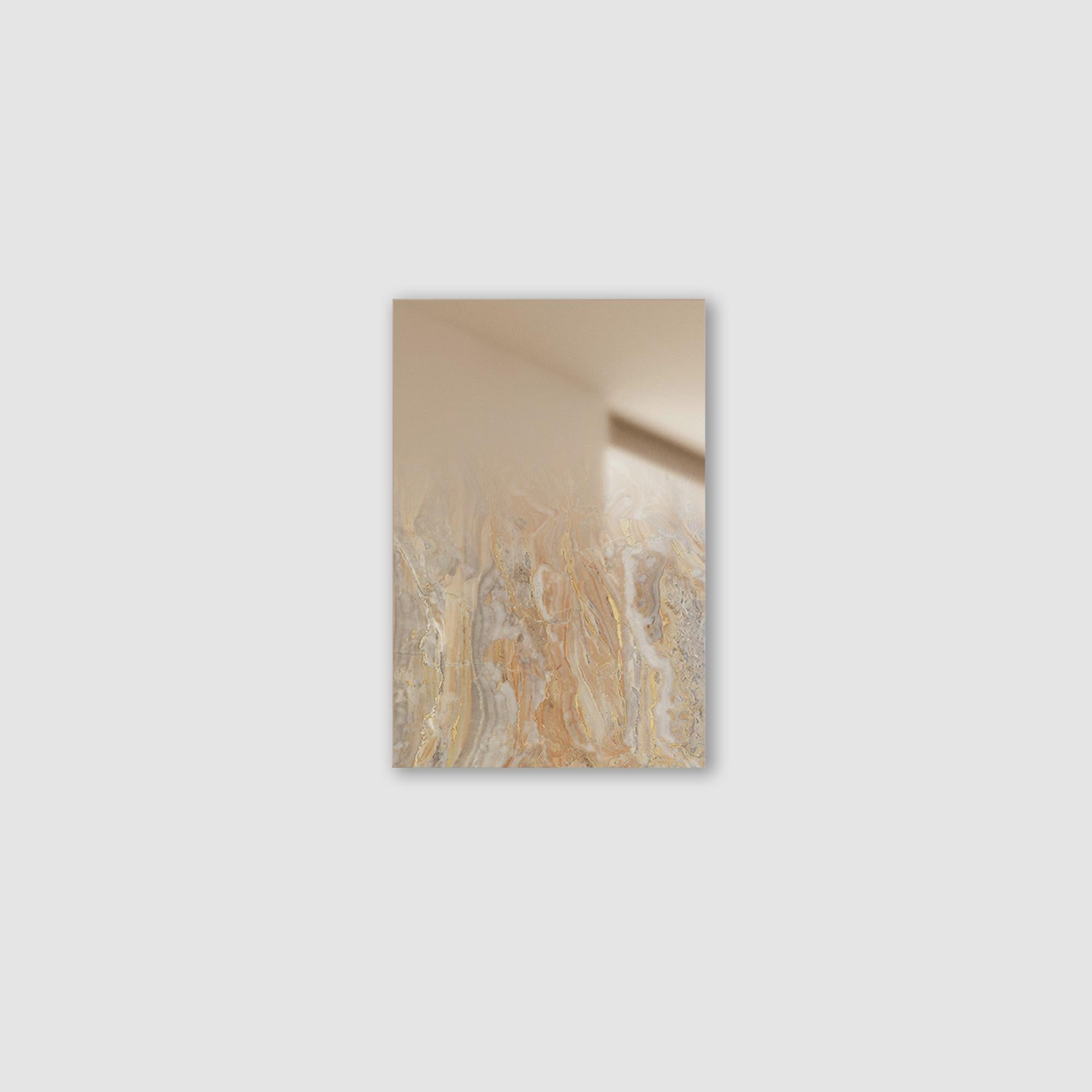 Miroir Zero XS Revamp 02 de Formaminima
Édition limitée à 200 pièces. 
Dimensions : D 0,5 x L 21,5 x H 29 cm. 
Matériaux : Structure en tôle avec supports métalliques encastrés, superposés
Marbre massif extra-plat Arabescato Orobico gris et orange,