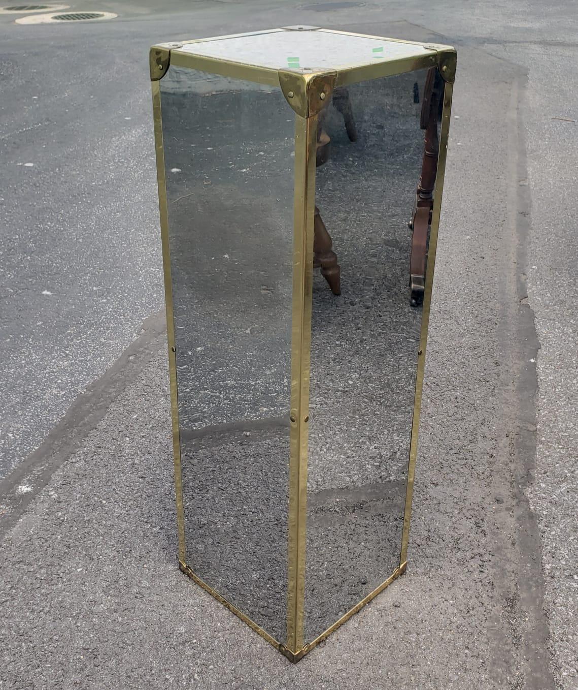 Mirrored Chrome Plated and Brass Mounted Corners Wood Pedestal / Column For Sale 1
