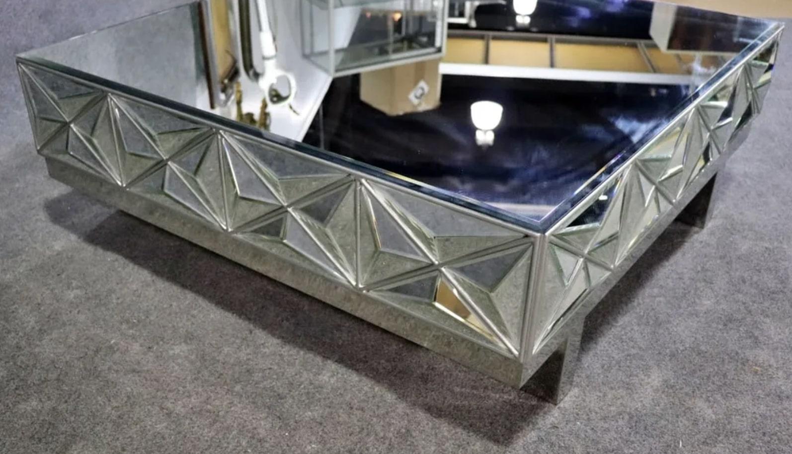 Table basse en miroir en vente 2