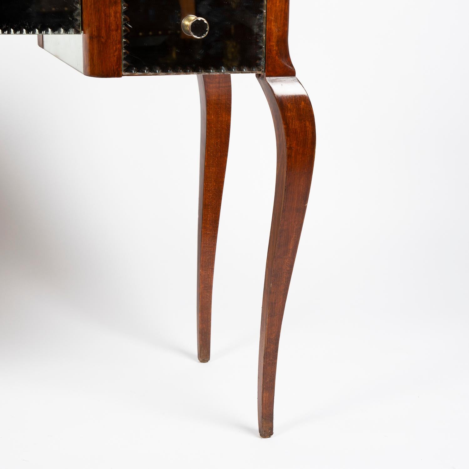 Mirrored Dressing Table 3