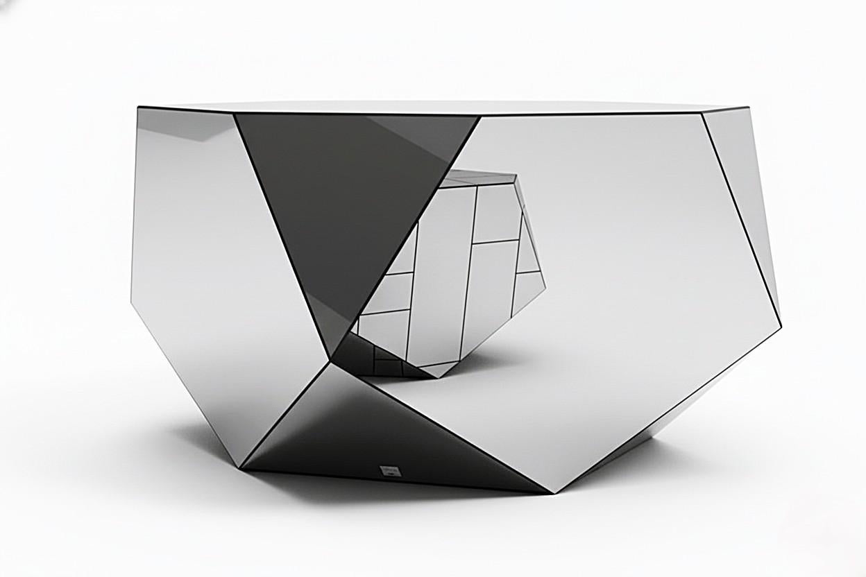 Mirrored Geometric Pair of Faceted Coffee Tables In Crystal Finish For Sale 1