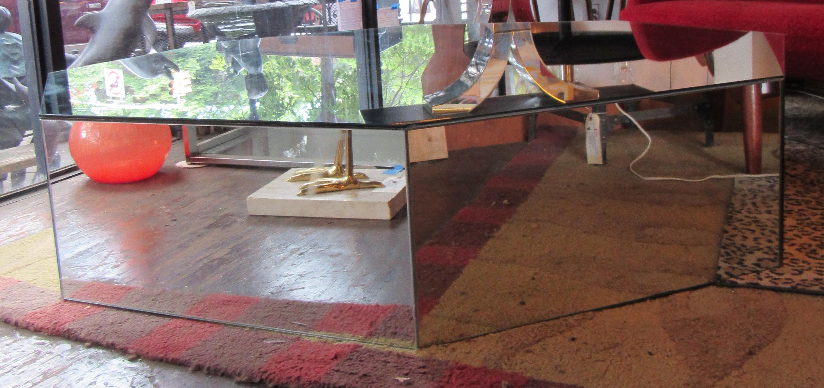 SALE! - Mirrored Glass Coffee Table In Good Condition For Sale In Brooklyn, NY