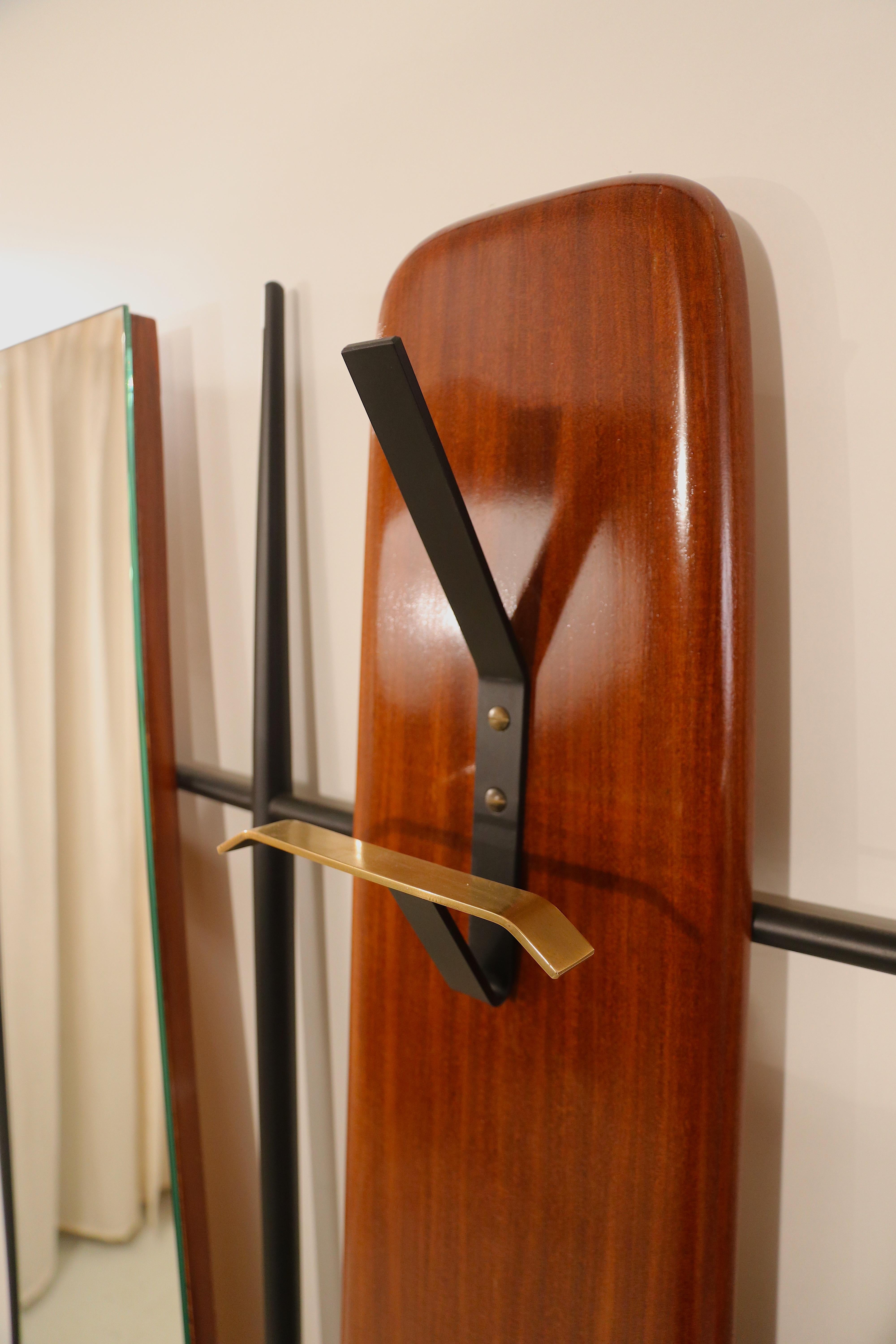 Mid-20th Century Mirrored Italian Coat and Hat Rack Attributed to Osvaldo Borsani For Sale