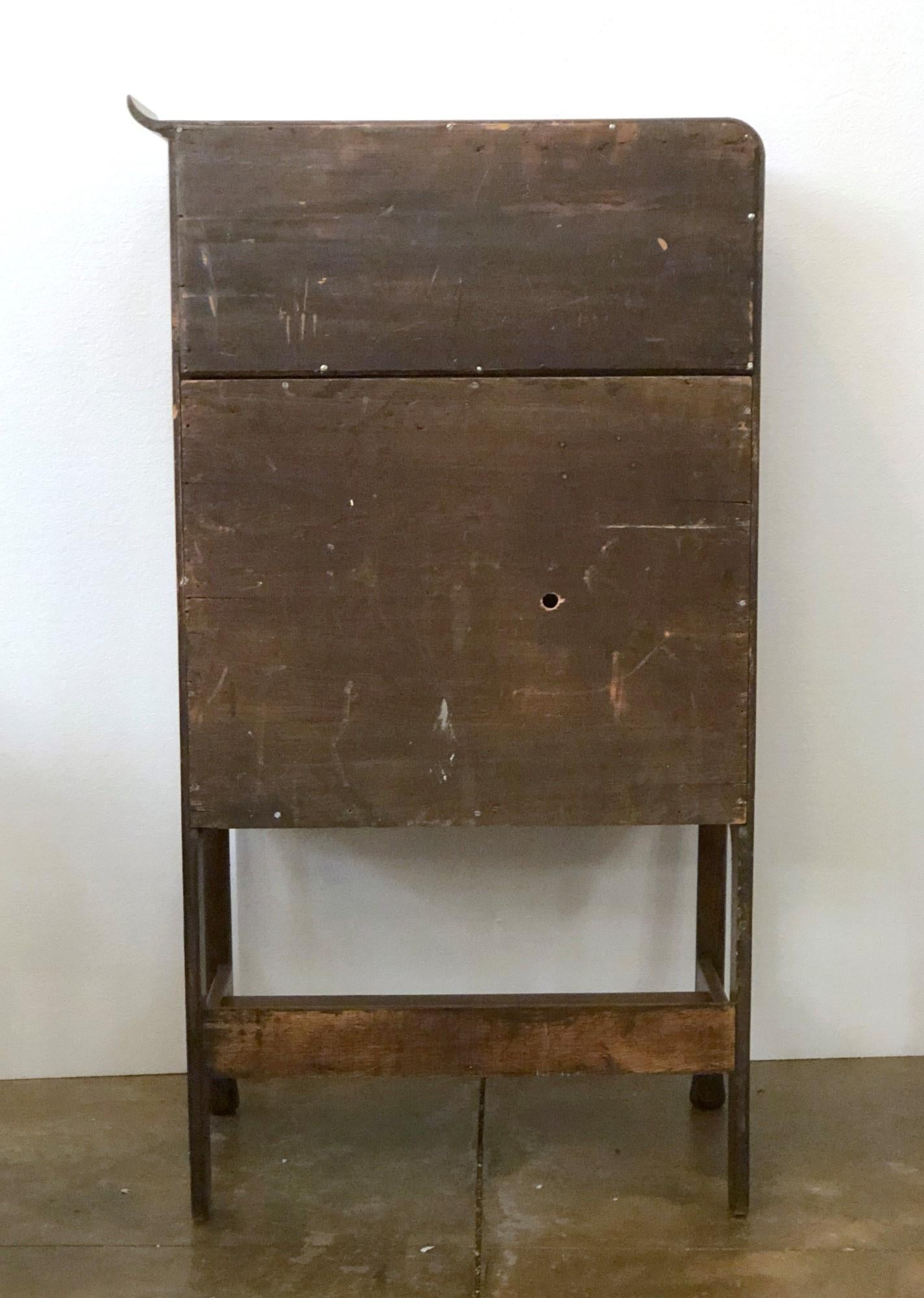 Mirrored Oak Secretary Desk w/ Drawers & Cabinet Space, Early 1900s In Good Condition In New York, NY