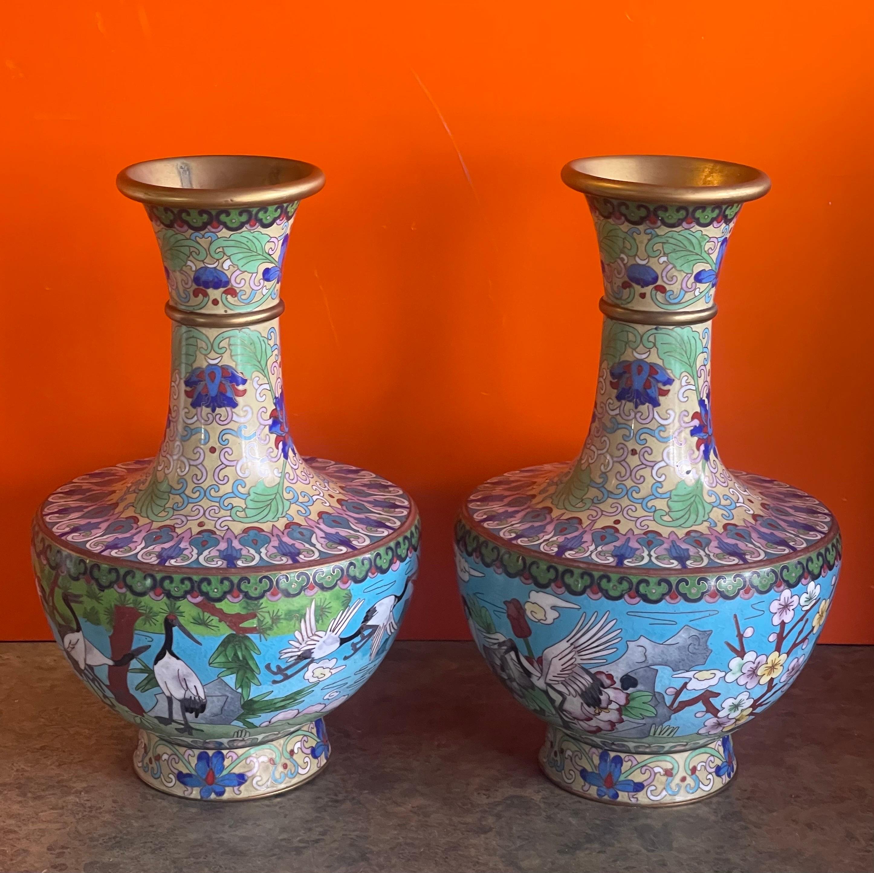 Mirrored Pair of Chinese Cloisonne Vases with Crane Motif 1