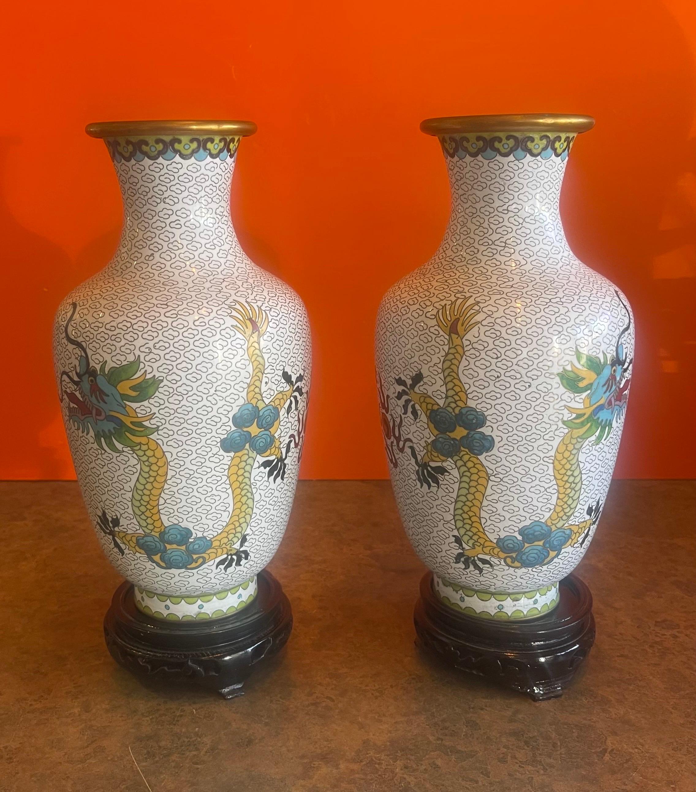 Mirrored Pair of Chinese Cloisonne Vases with Dragon Motif For Sale 6