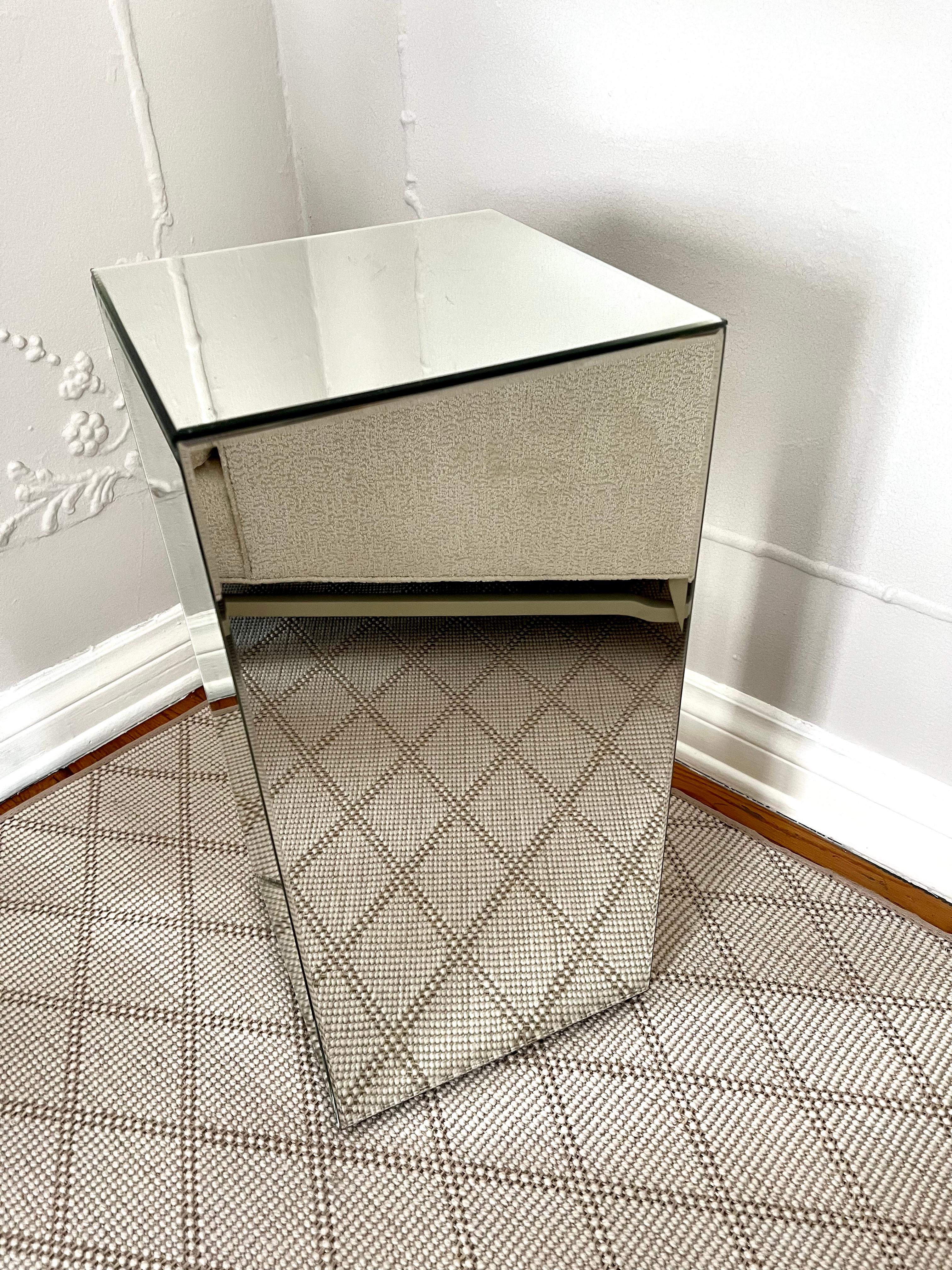 Modern Mirrored Pedestal with Cut Out For Sale