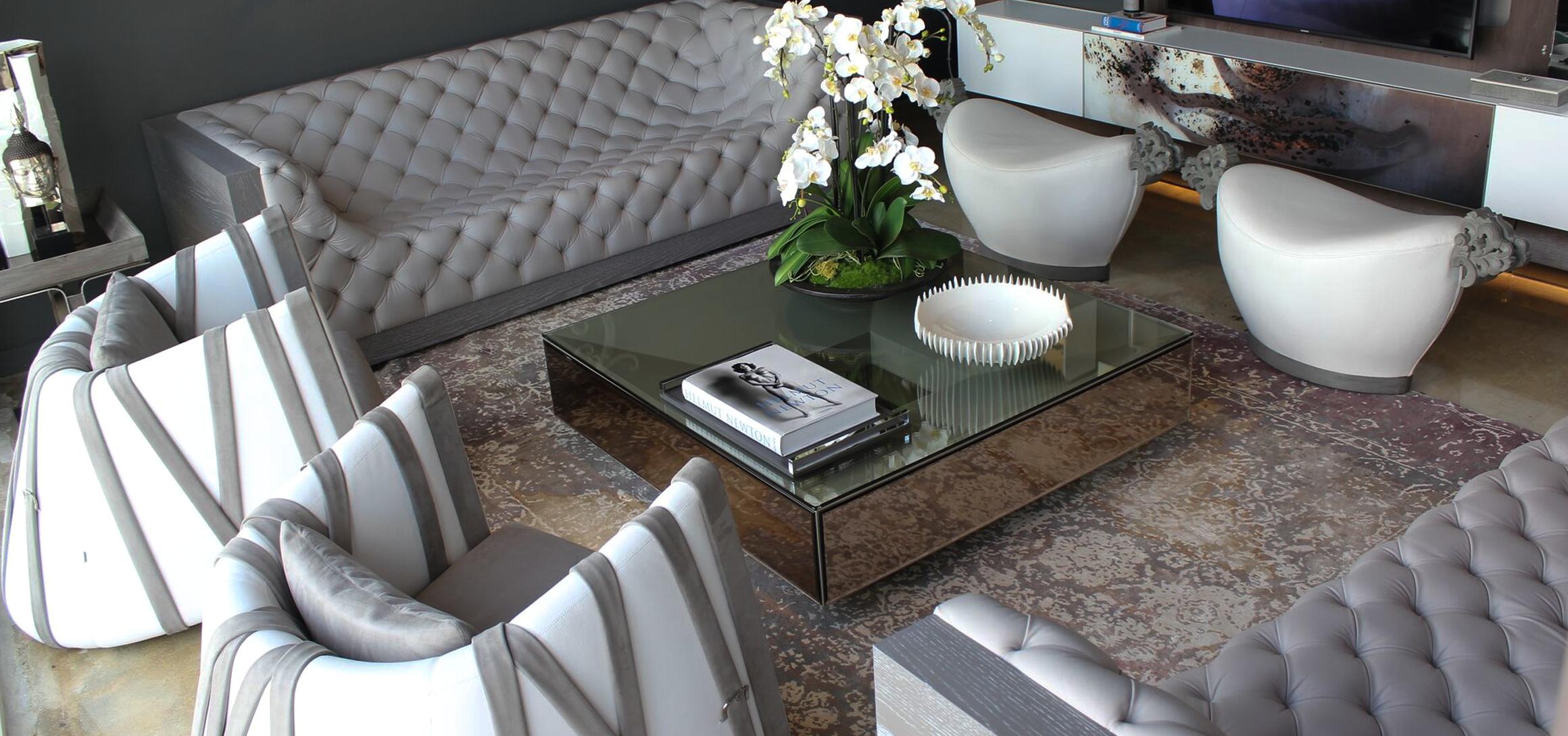 Mirrored Square Coffee Table, Scrigno  In New Condition For Sale In Miami, FL