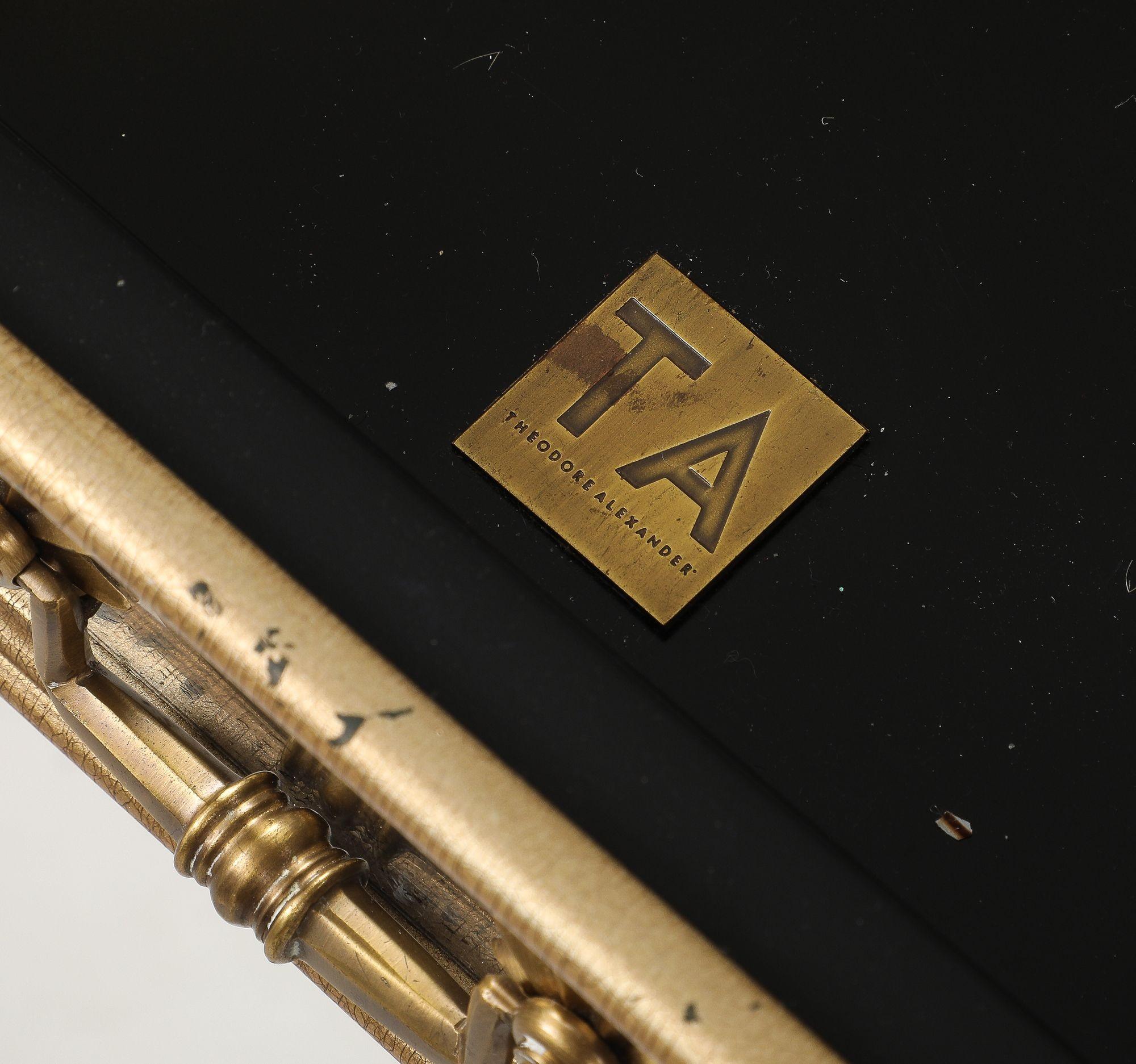 Américain Coffre étoilé avec miroir en vente