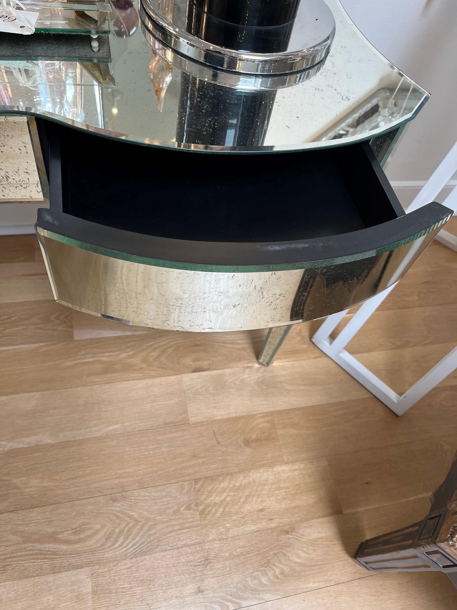 Made to Order Three Drawers at Front Antiqued Mirrored Vanity w/ Trifold Mirror For Sale 3