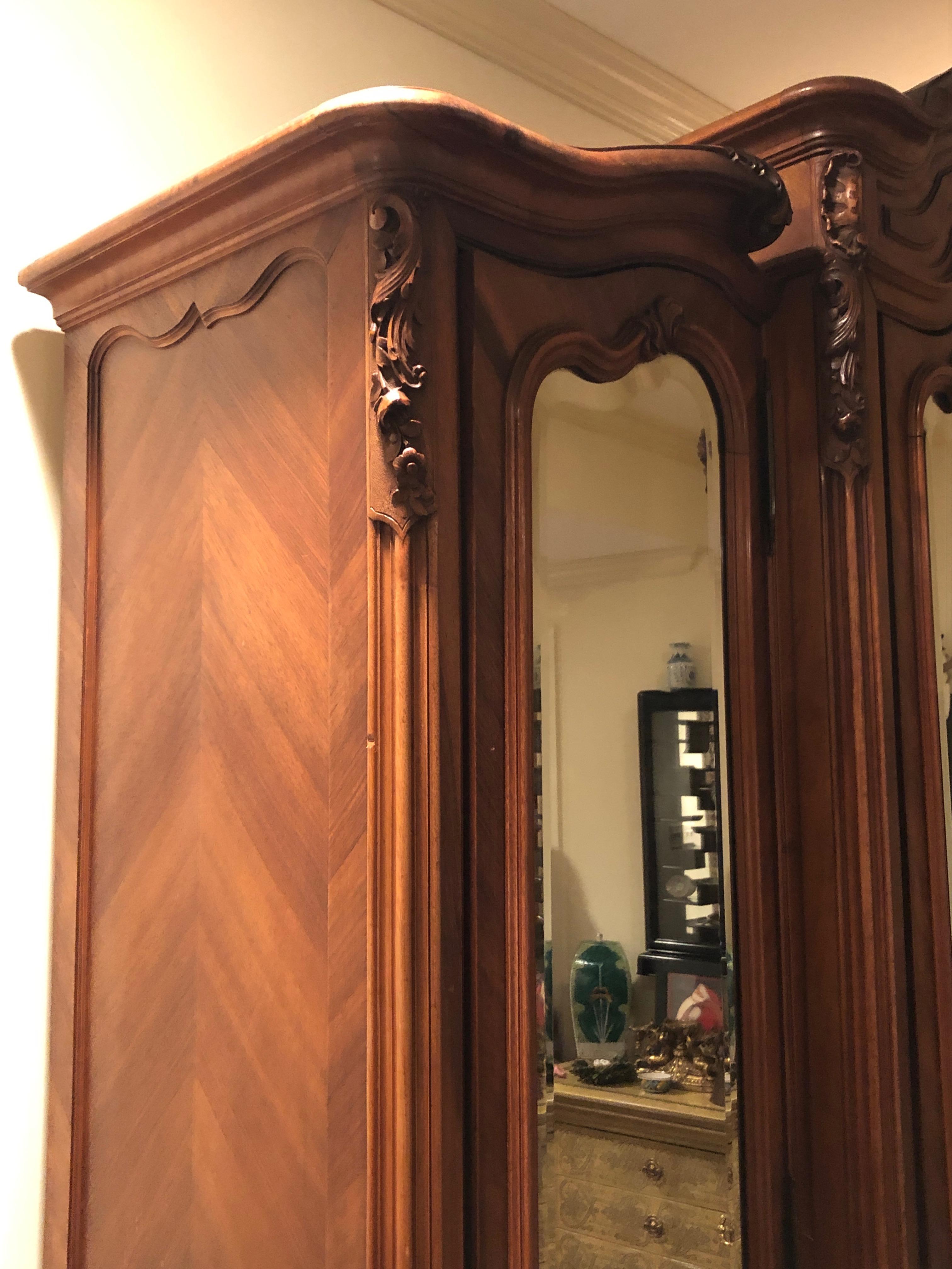 Monumental Made for a Queen Mirrored Walnut Louis XV French Armoire For Sale 4
