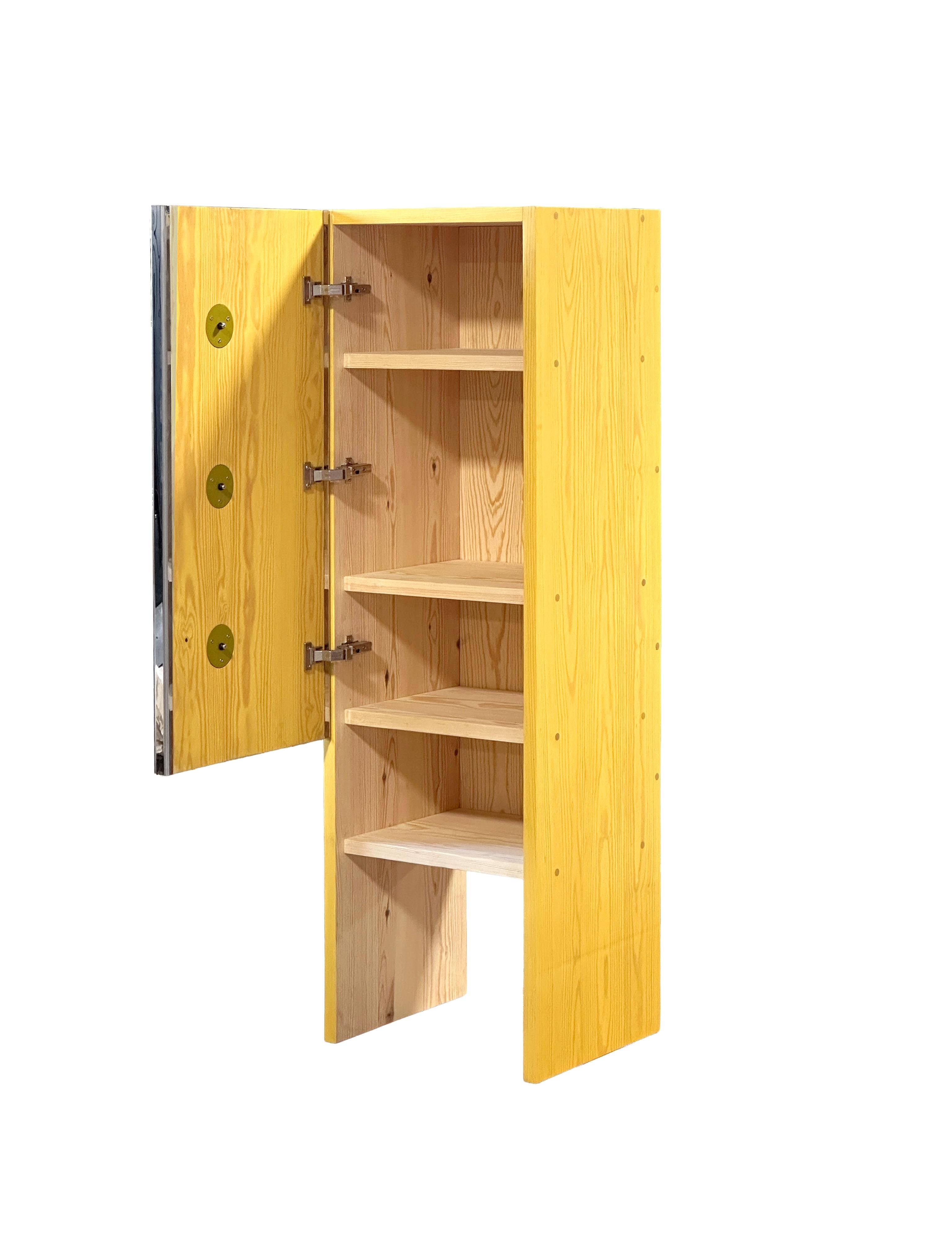 Armario de Pino Amarillo con Espejos de Charles Constantine Moderno en venta
