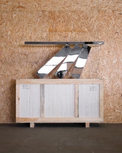 Table console de taille moyenne en acier inoxydable poli miroir
