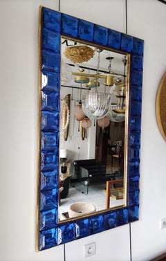 Miroir en verre de Murano bleu et laiton