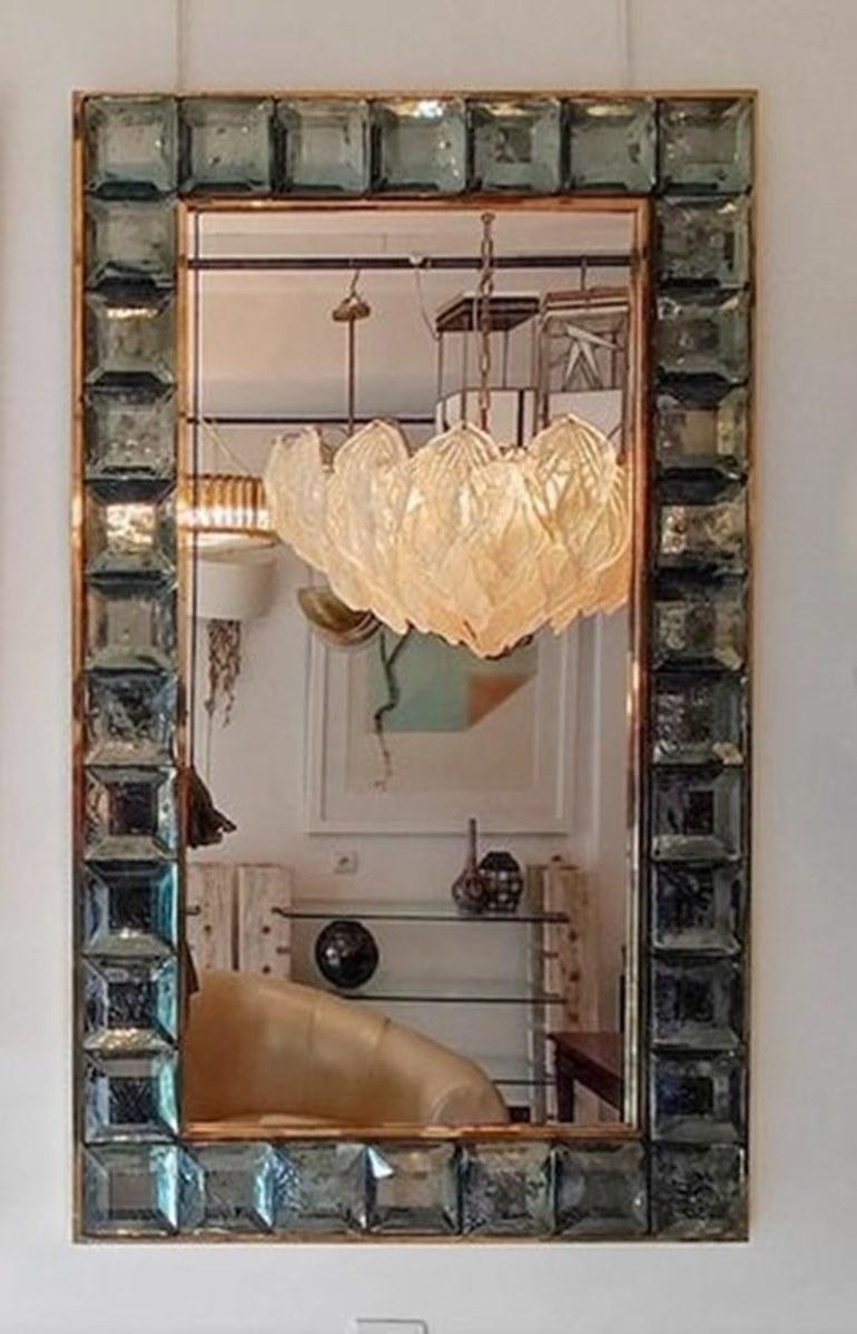 italien Miroir en verre de Murano vert céladon et laiton en vente