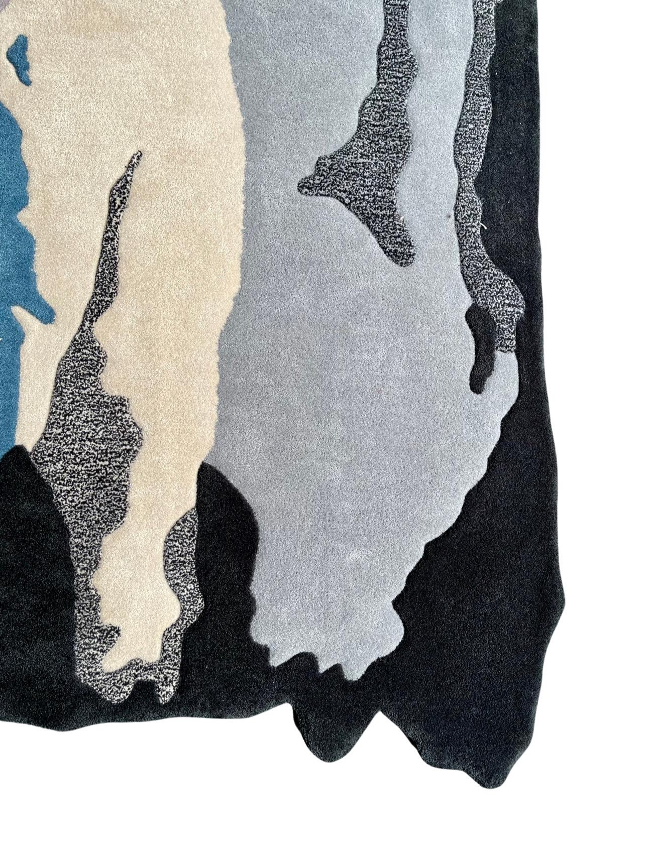 Laine Tapis personnalisé « Mis-Shapes » en combinaison d'orange, de bourgogne, de rose et de bleu Tosca en vente