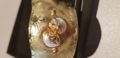 Misani 18 Karat Yellow Gold Freshwater Pearl Bangle Cuff Bracelet