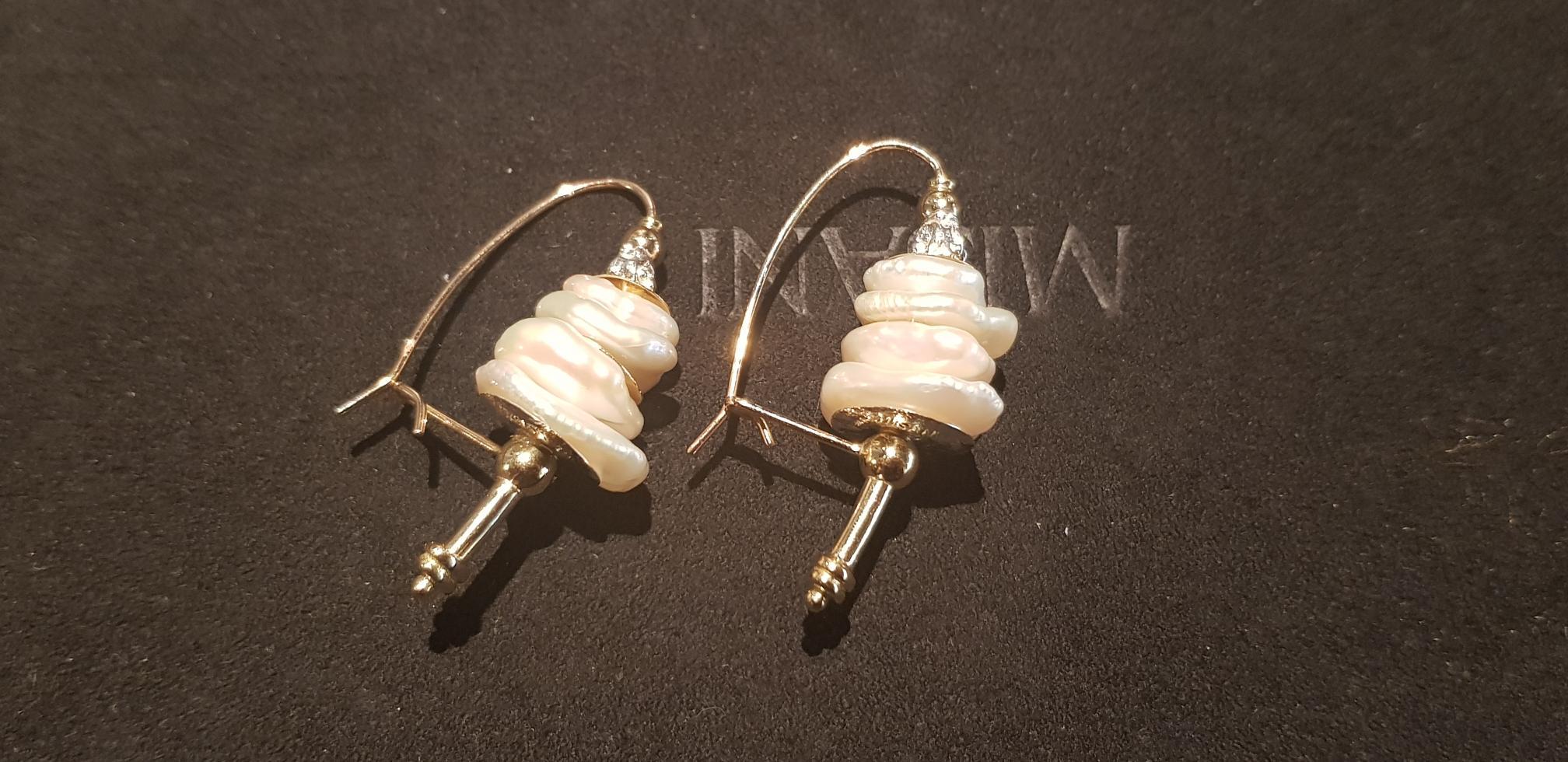 Misani Kashi Freshwater Pearls Yellow Gold 18 Karat Drop Dangle Earrings In New Condition For Sale In Milan, IT