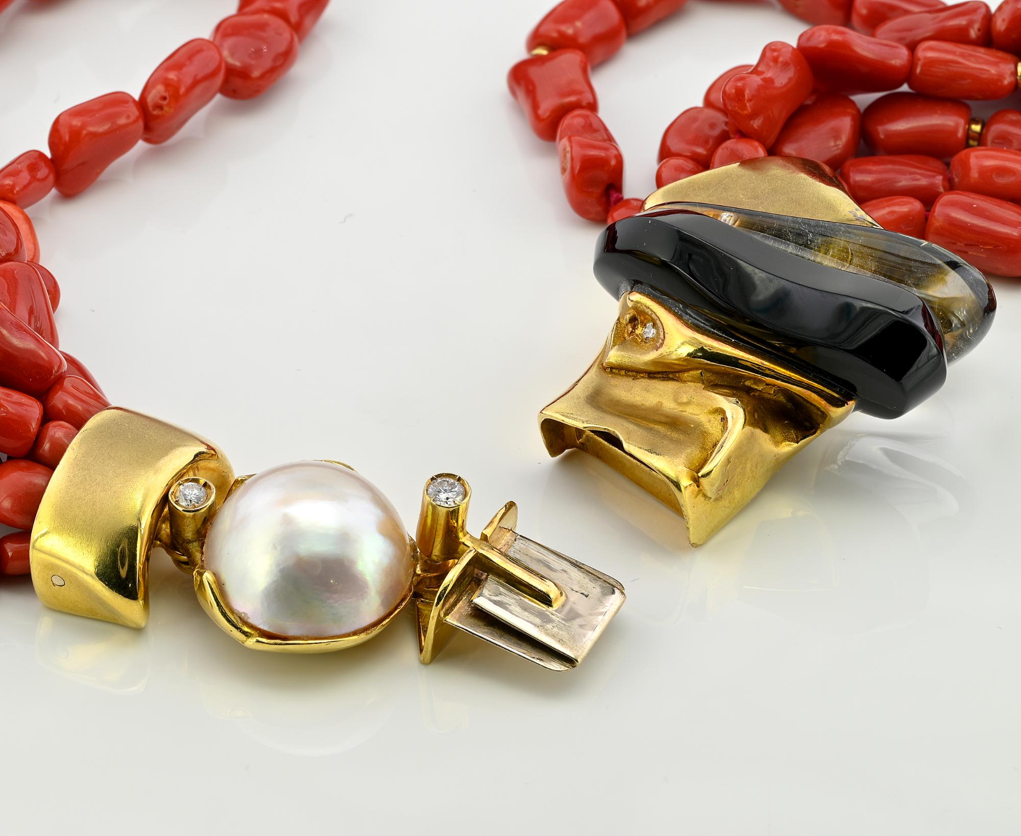 Collana Misani Milan Sardinia in corallo a più fili con diamanti e perle Onyx 18 KT in vendita 4