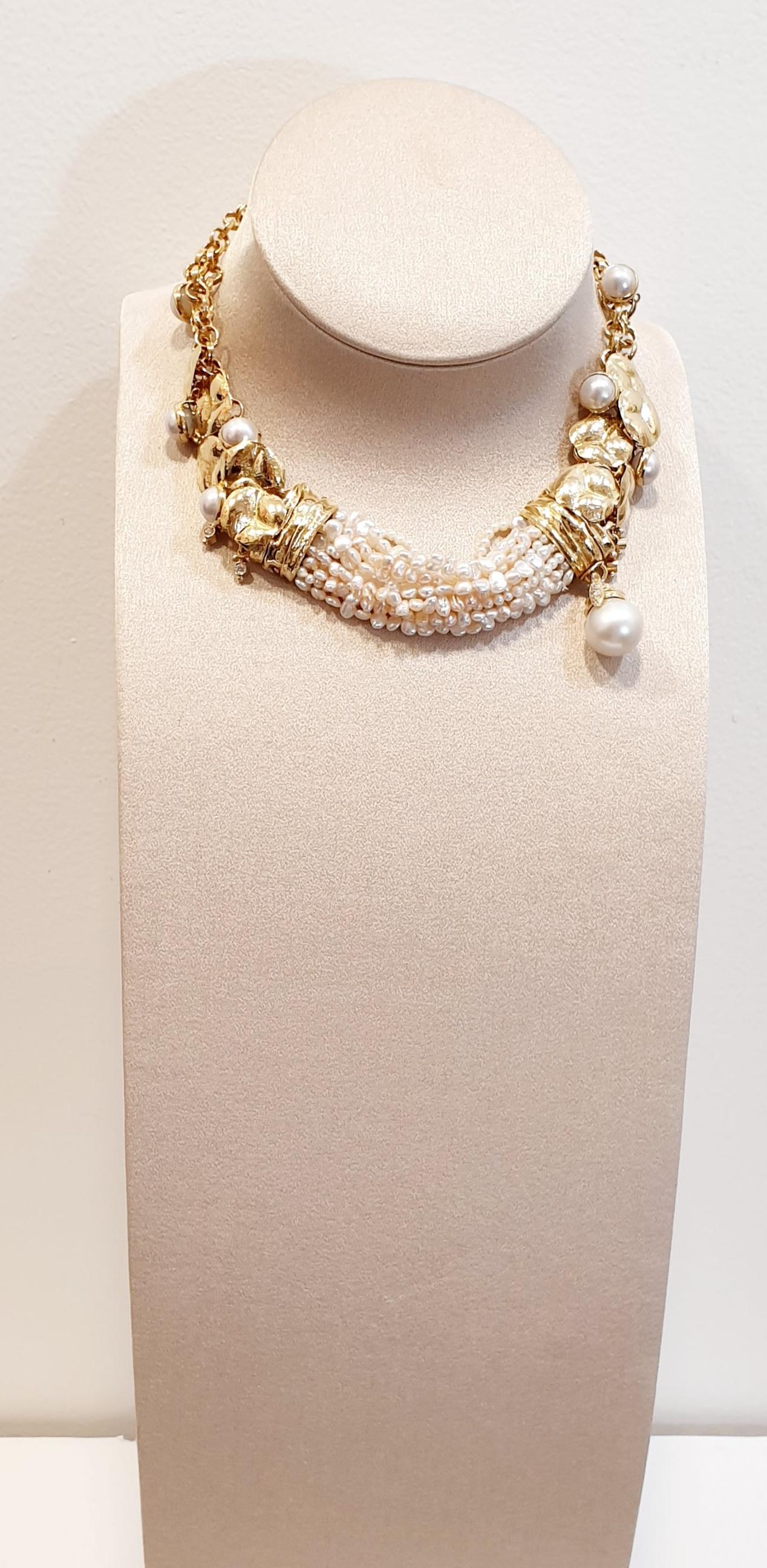 Round Cut Misani Milano Australian Pearl Diamonds 18k Gold Choker Necklace from the 80`s