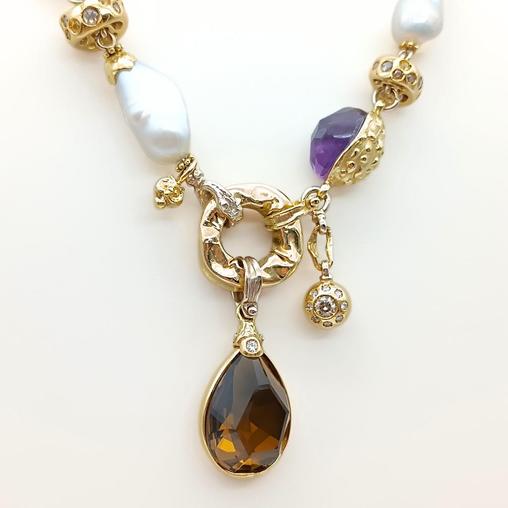 Misani necklace in gold with pearls and differents quartz In New Condition For Sale In BILBAO, ES