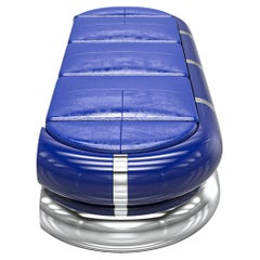 Lit de jour "Mise en Place" avec acier inoxydable, cuir sur mesure, Istanbul Lit de jour "Mise en Place" avec acier inoxydable, cuir sur mesure, Istanbul