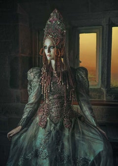 Brontés Gift by Miss Aniela - Portrait photography, surreal fashion, woman