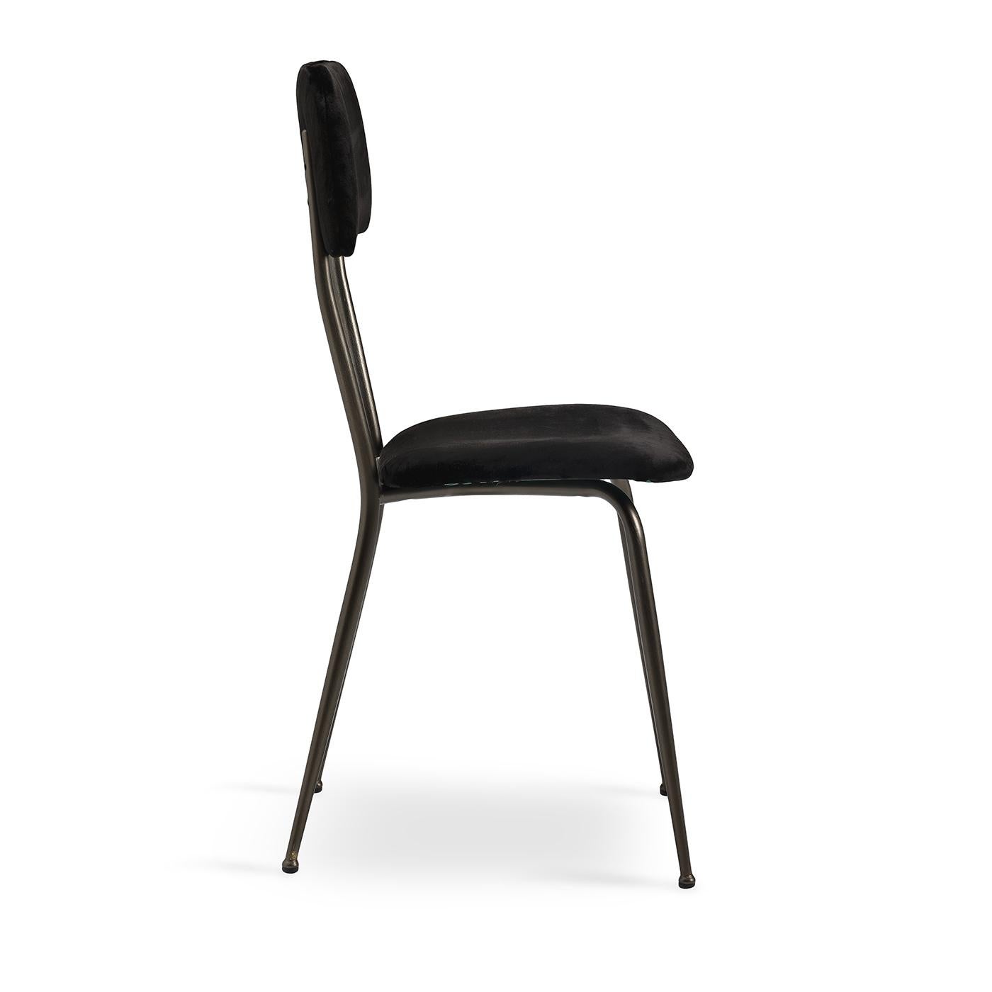 Modern Miss Ava 3 Chair For Sale