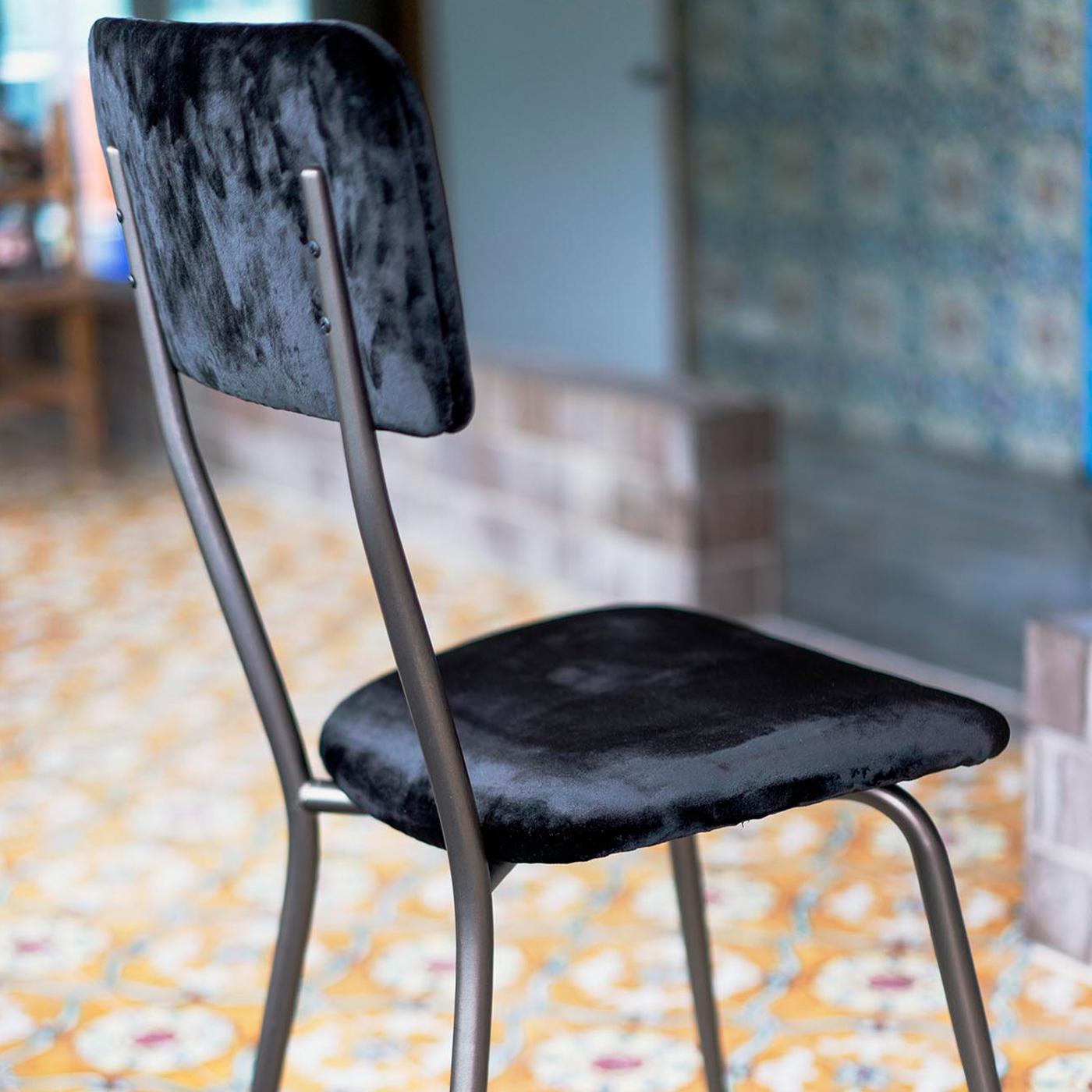 Hand-Crafted Miss Ava 3 Chair For Sale