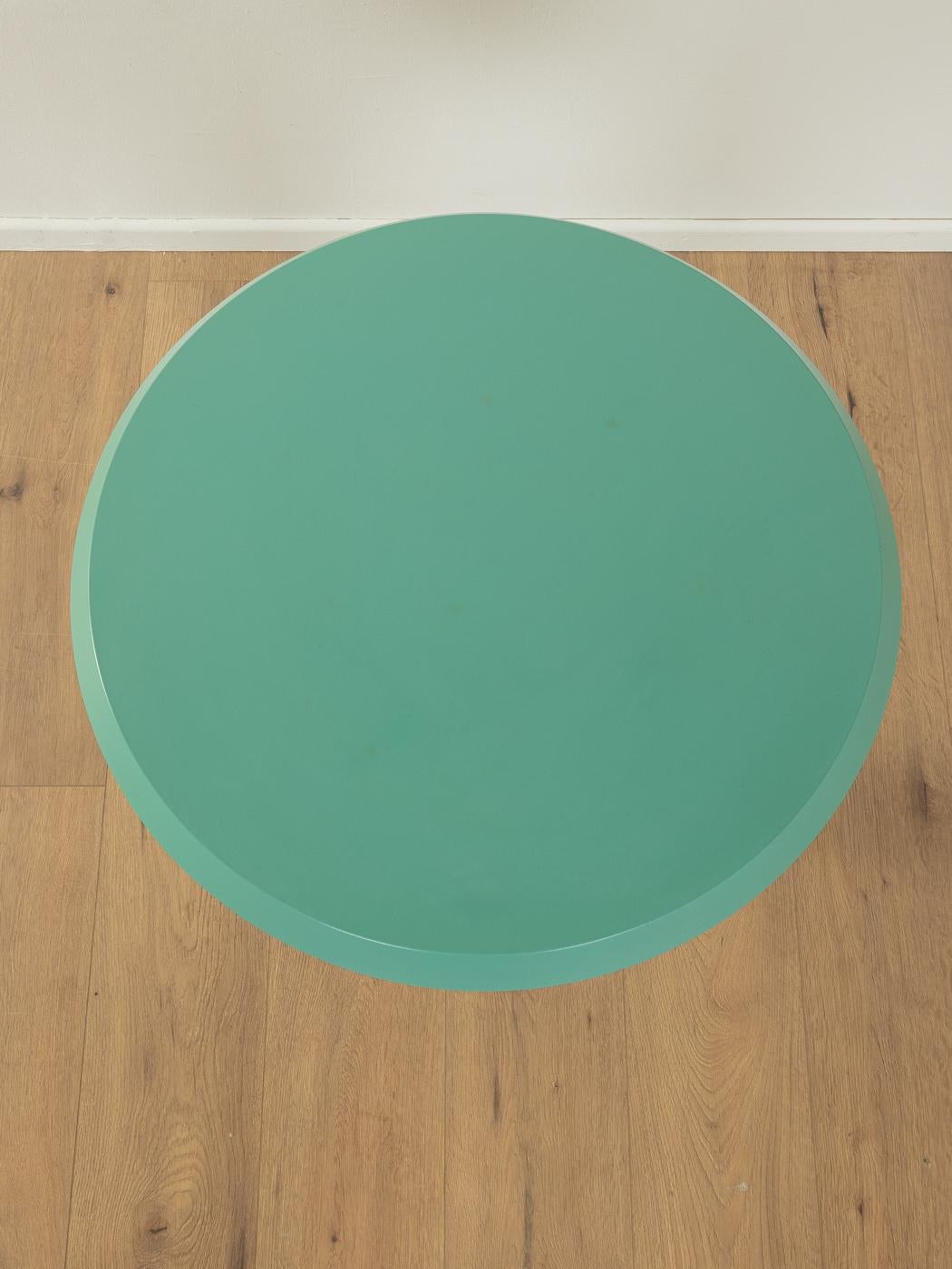 MISS BALŪ bistro table, Philippe Starck for Kartell For Sale 2