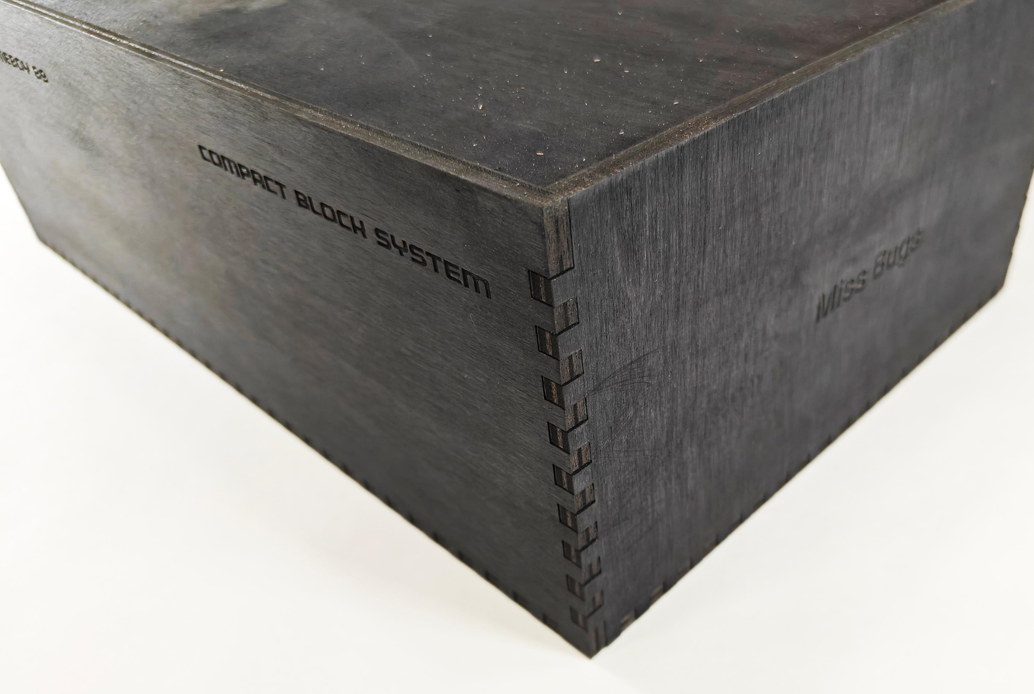 GameBoy, I. A. B., Miss Bugs in vendita 4