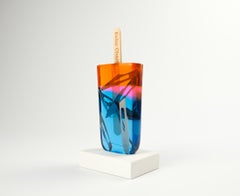 Miss Bugs "DO NO HARM" Scultura di ghiaccioli e ghiaccioli, Saatchi Gallery, 2021