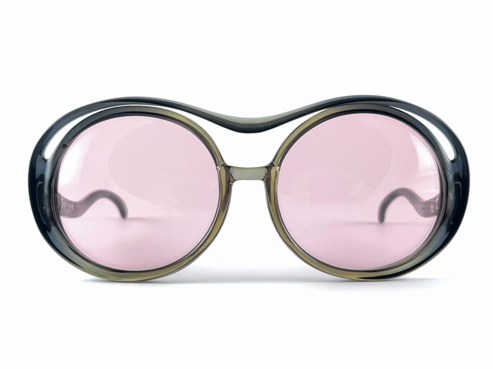  Miss Dior Vintage Oversized Optyl Collectors Item P02 Sunglasses Austria For Sale 2